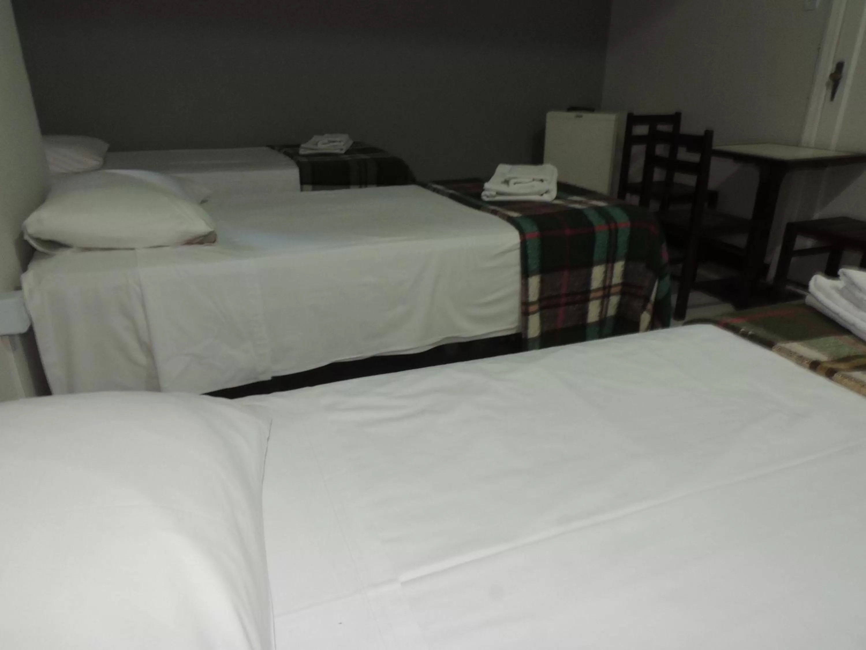 Bed in Hotel Economy 888 - Próximo a Praça da Estação e Rodoviária