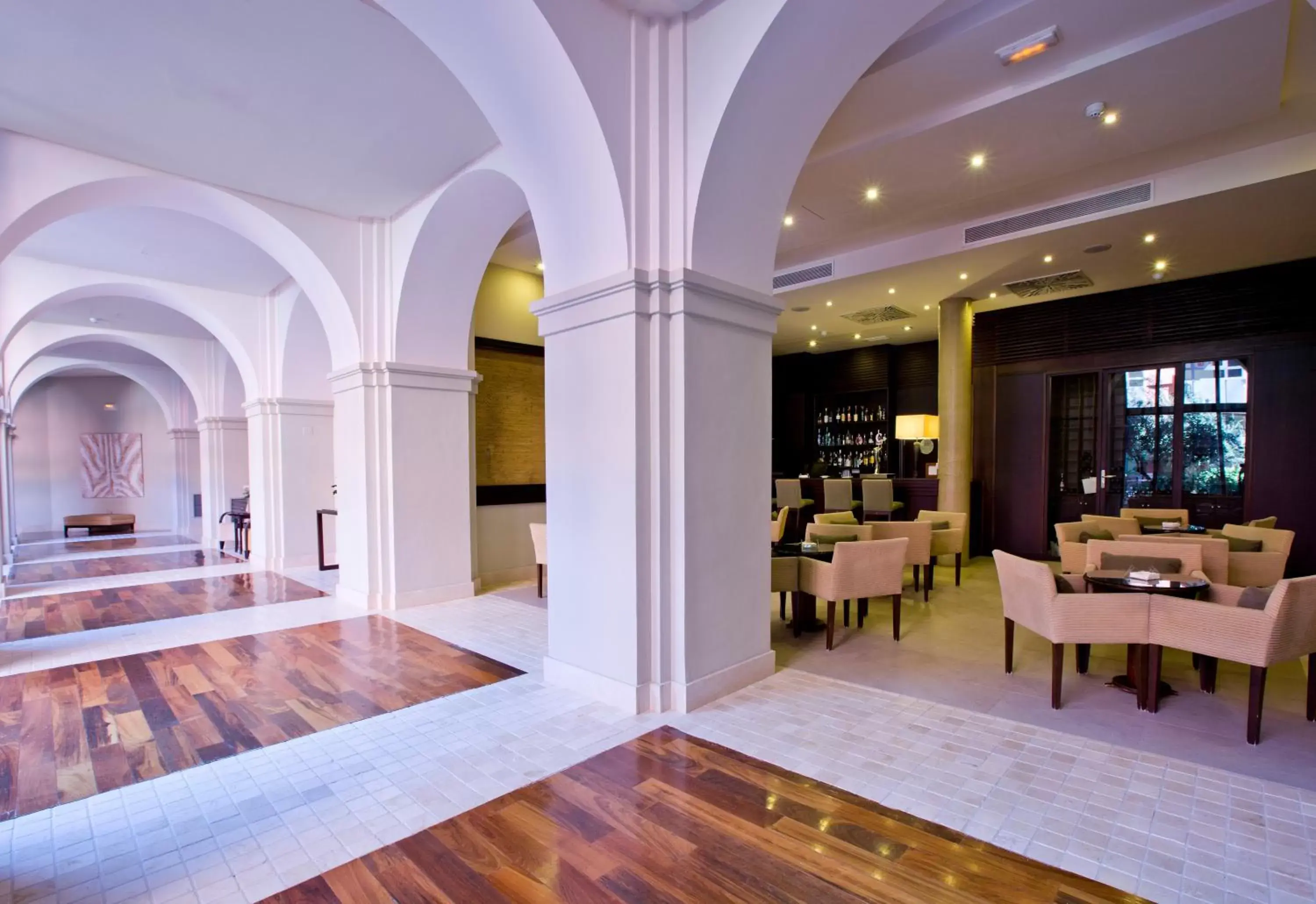 Lobby or reception, Restaurant/Places to Eat in Intur Alcazar de San Juan