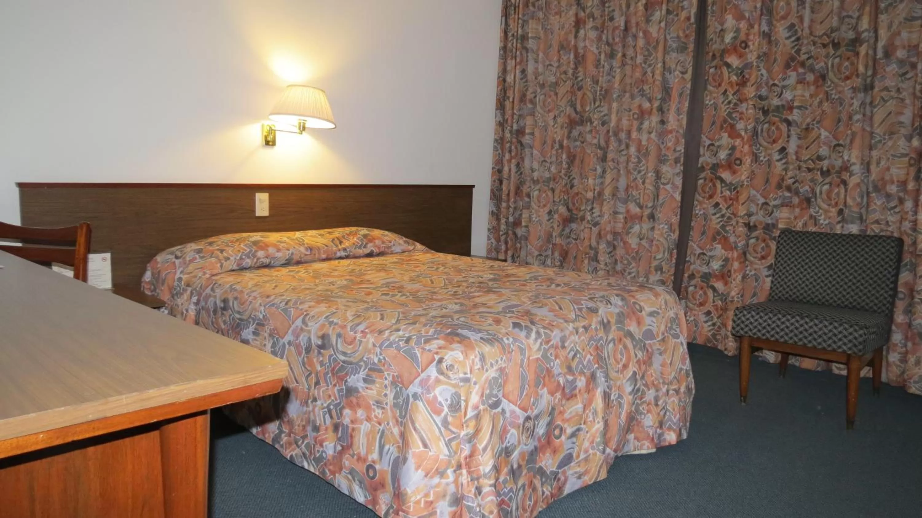 Bedroom, Bed in Hotel Sevilla