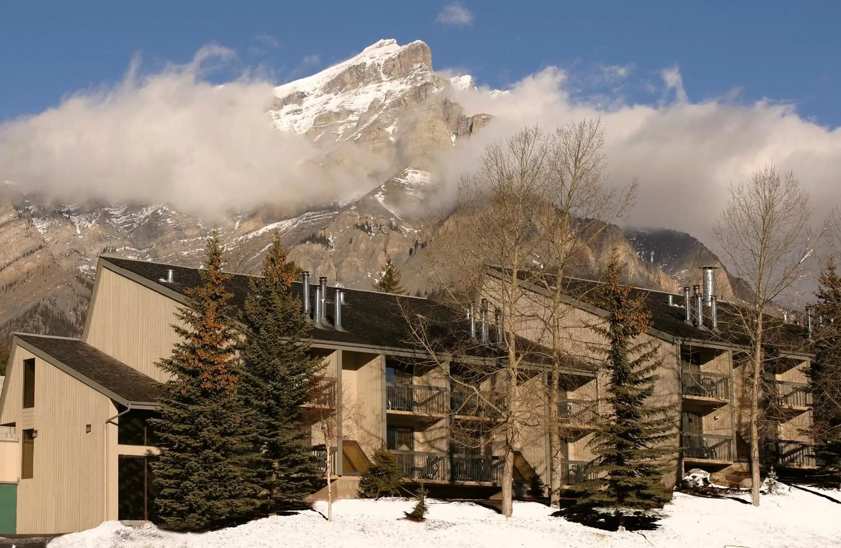 Facade/entrance, Winter in Tunnel Mountain Resort