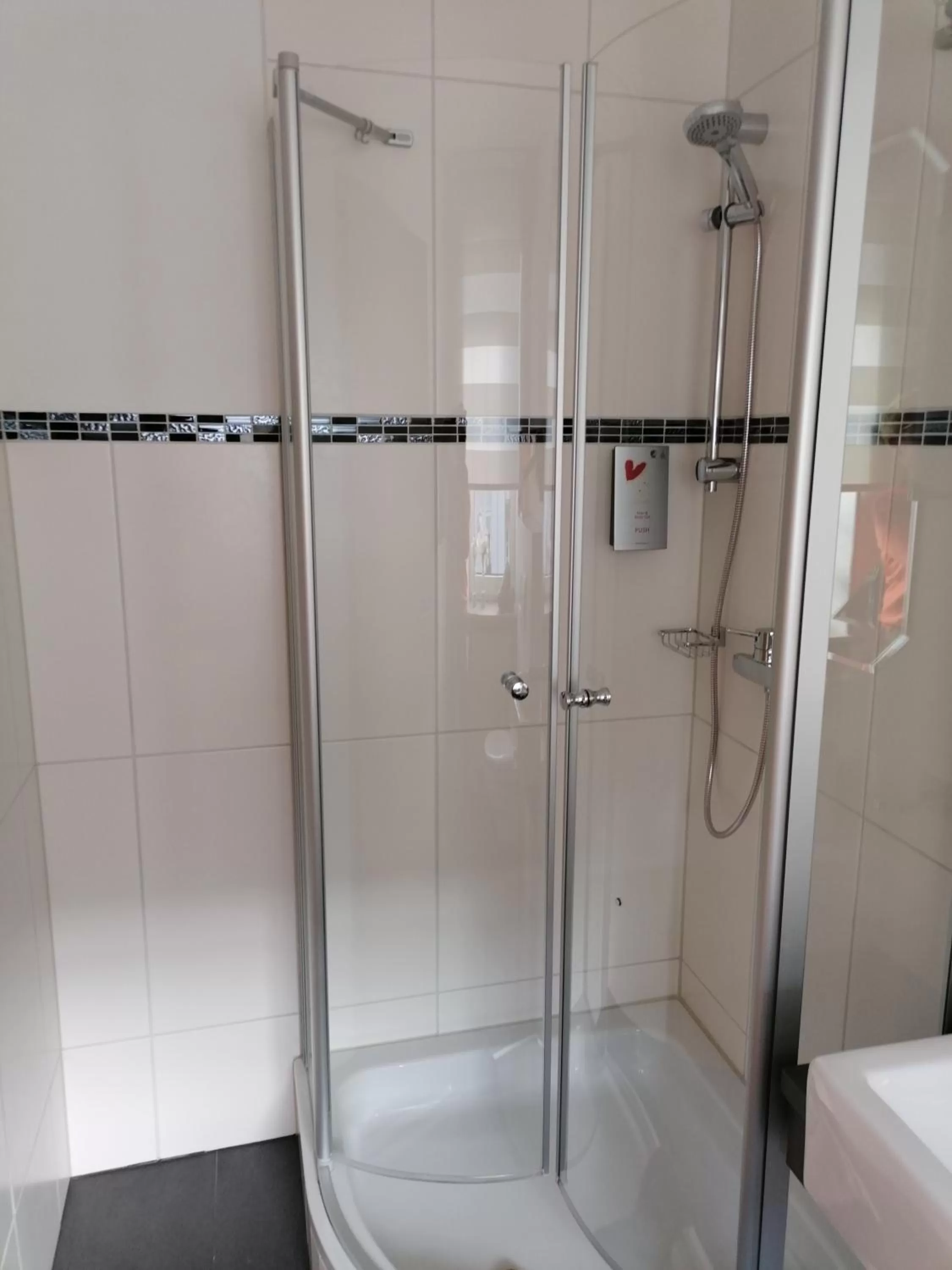 Shower, Bathroom in Haus Anna an der Stadtmauer