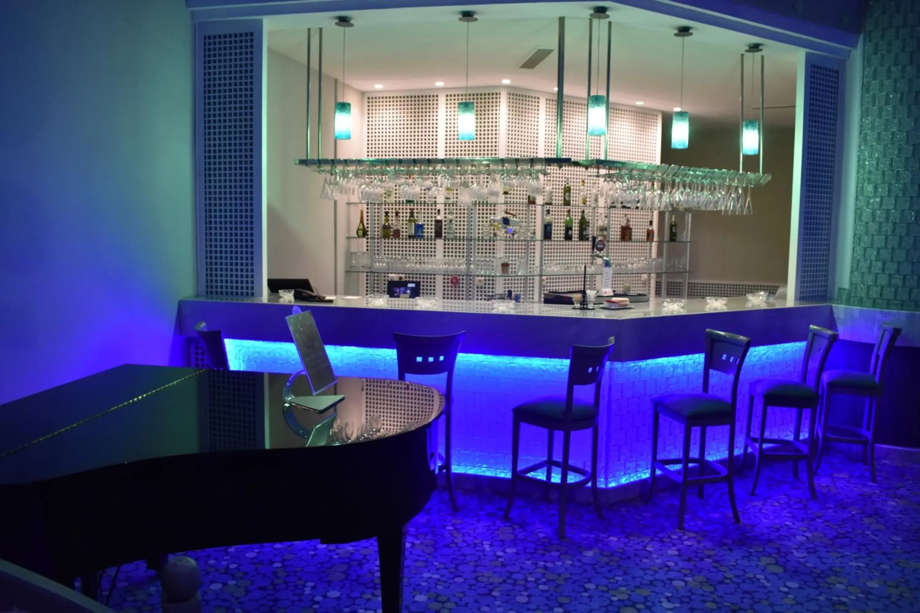 Lounge or bar, Lounge/Bar in Ramada Plaza by Wyndham Tunis