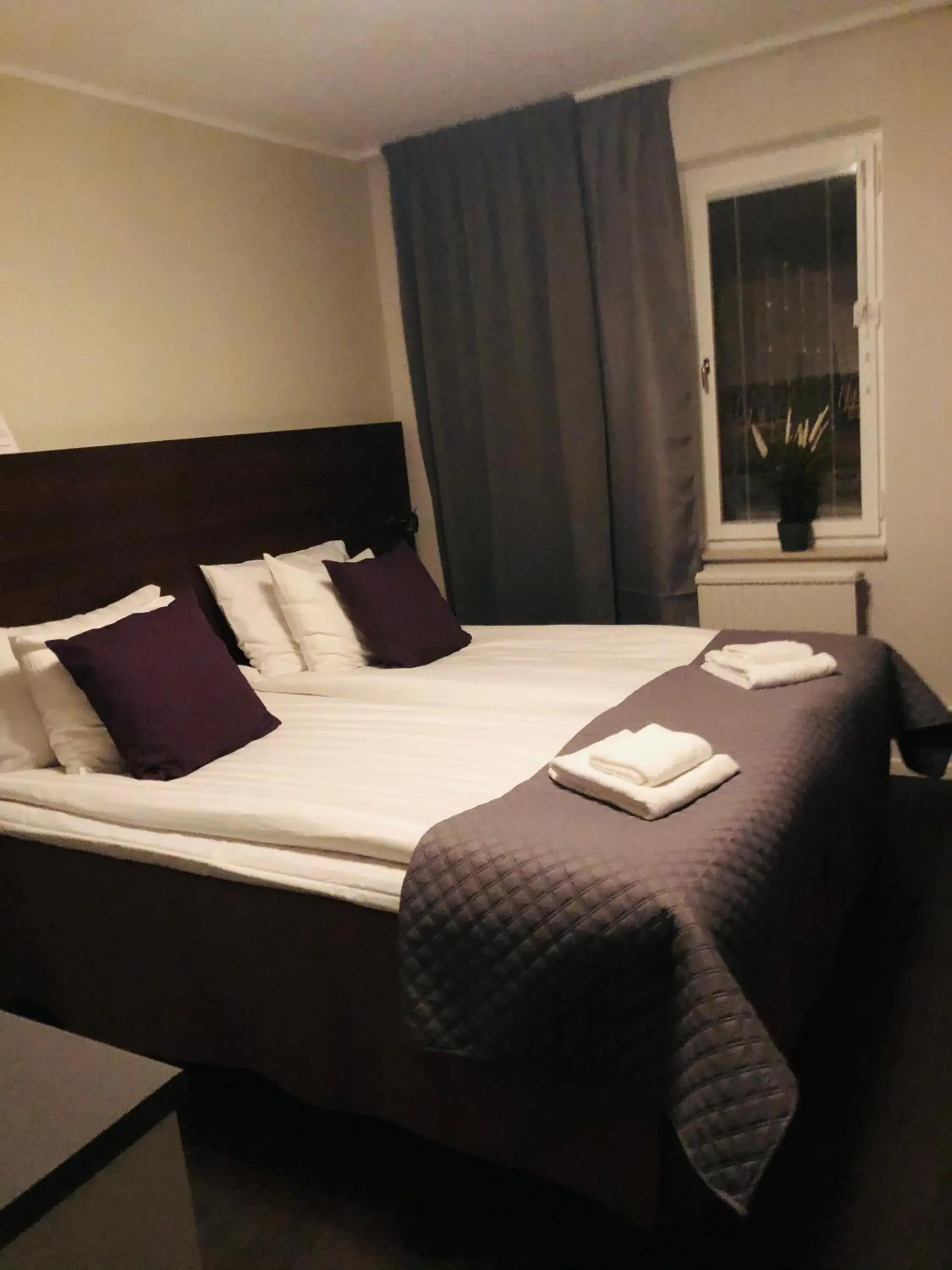 Bed in First Hotel Solna