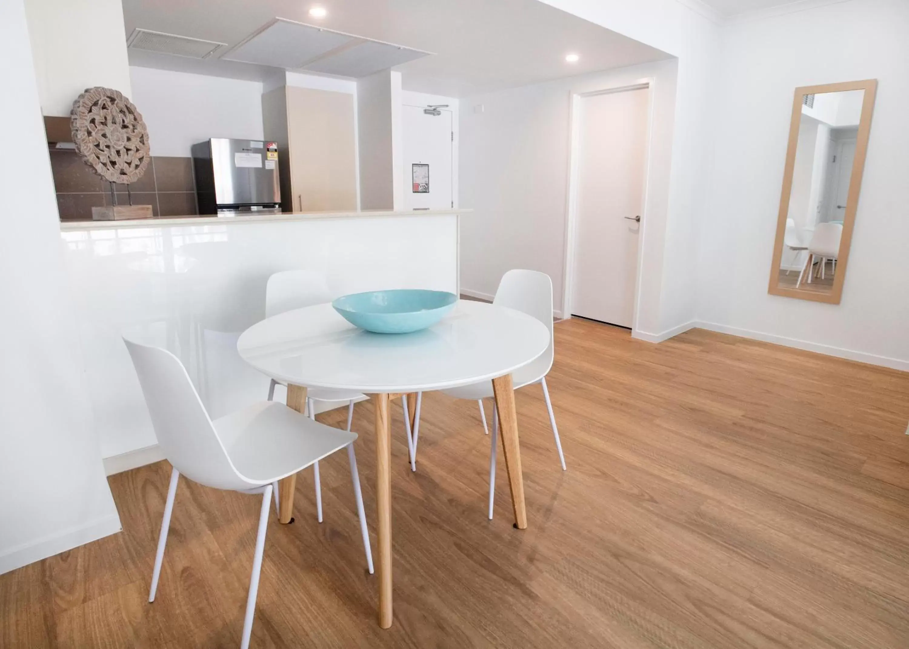 Living room, Dining Area in Swell Resort