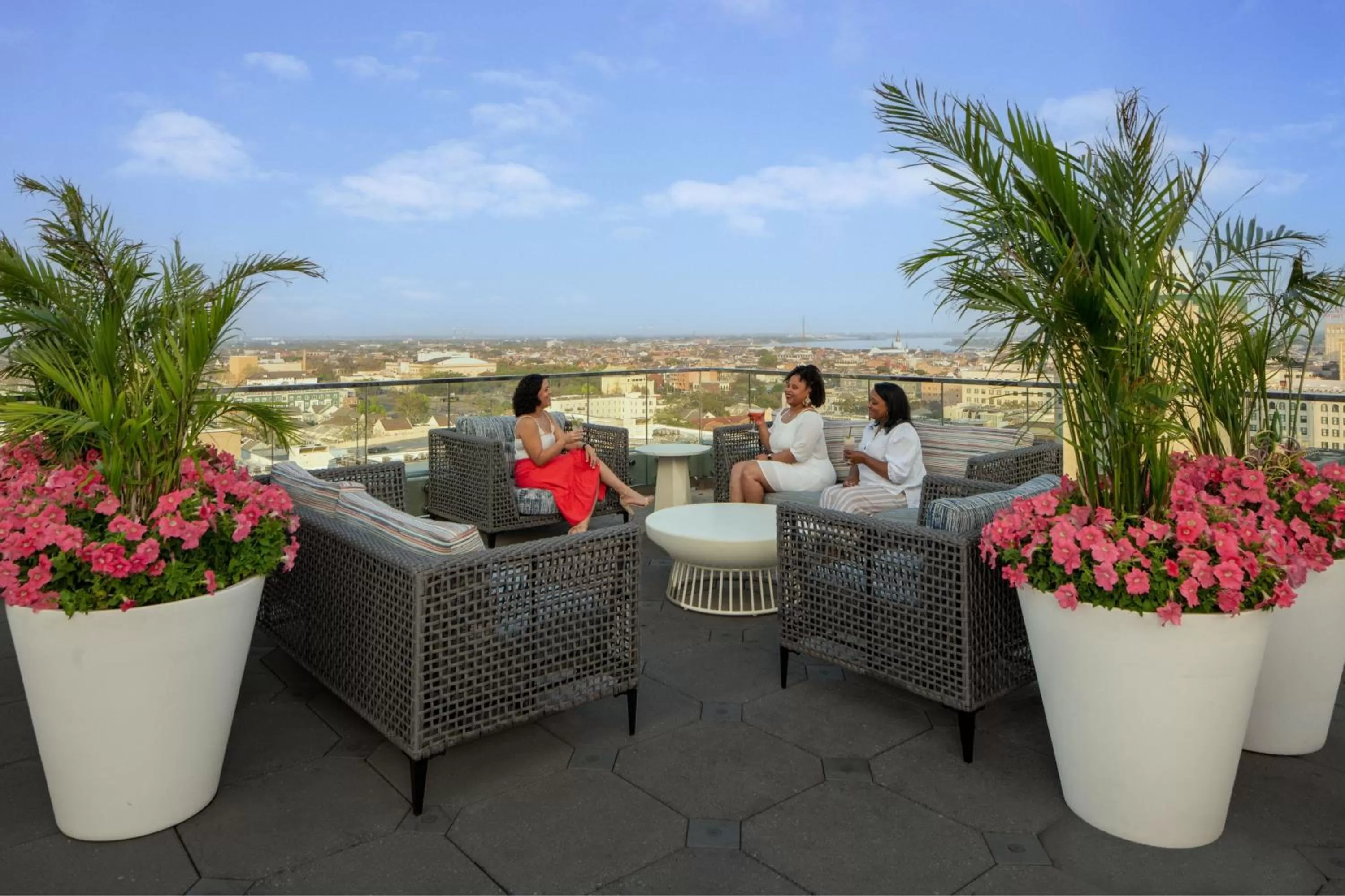 Lounge or bar in TownePlace Suites by Marriott New Orleans Downtown/Canal Street