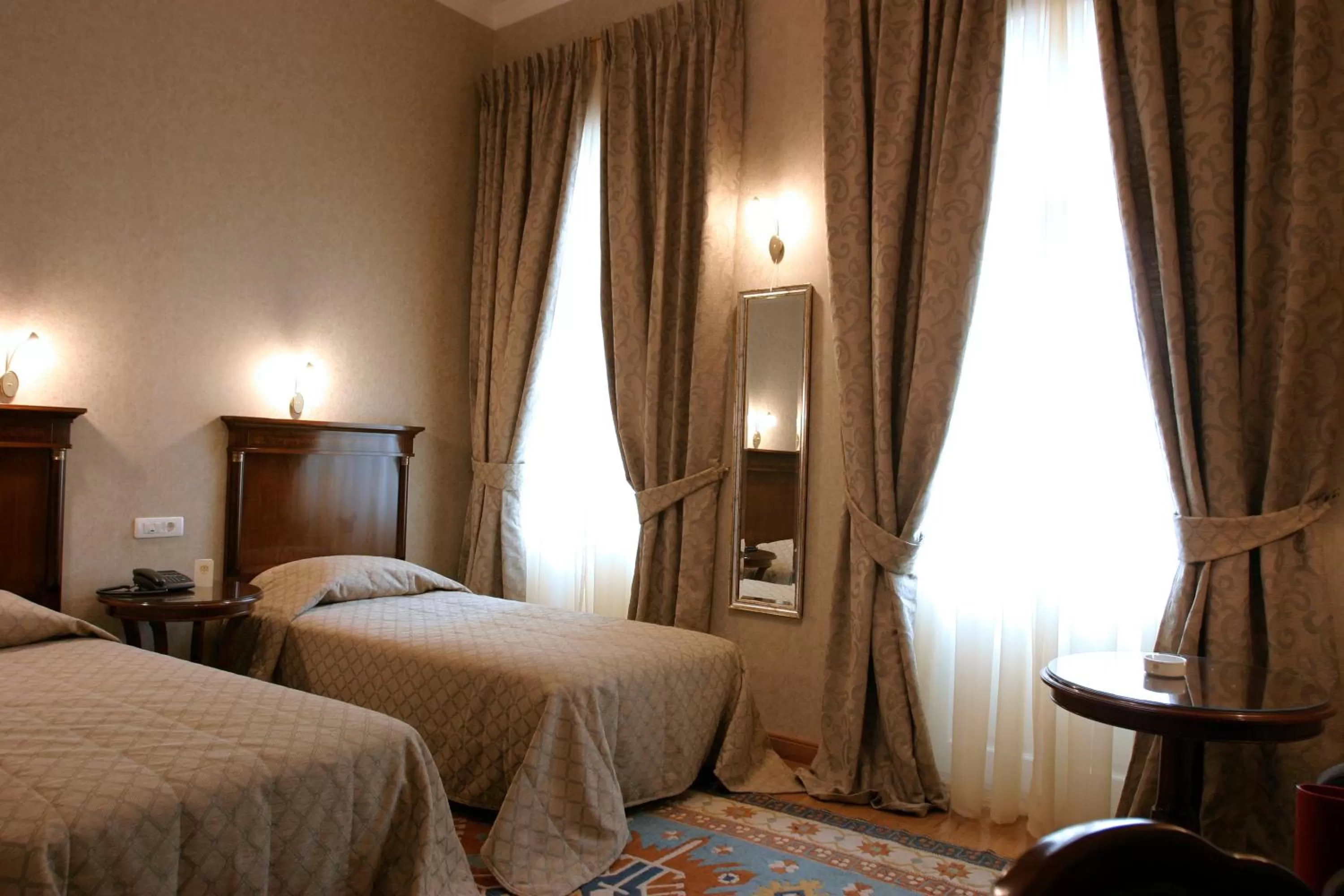 Bed in Grande Bretagne - Nafplio