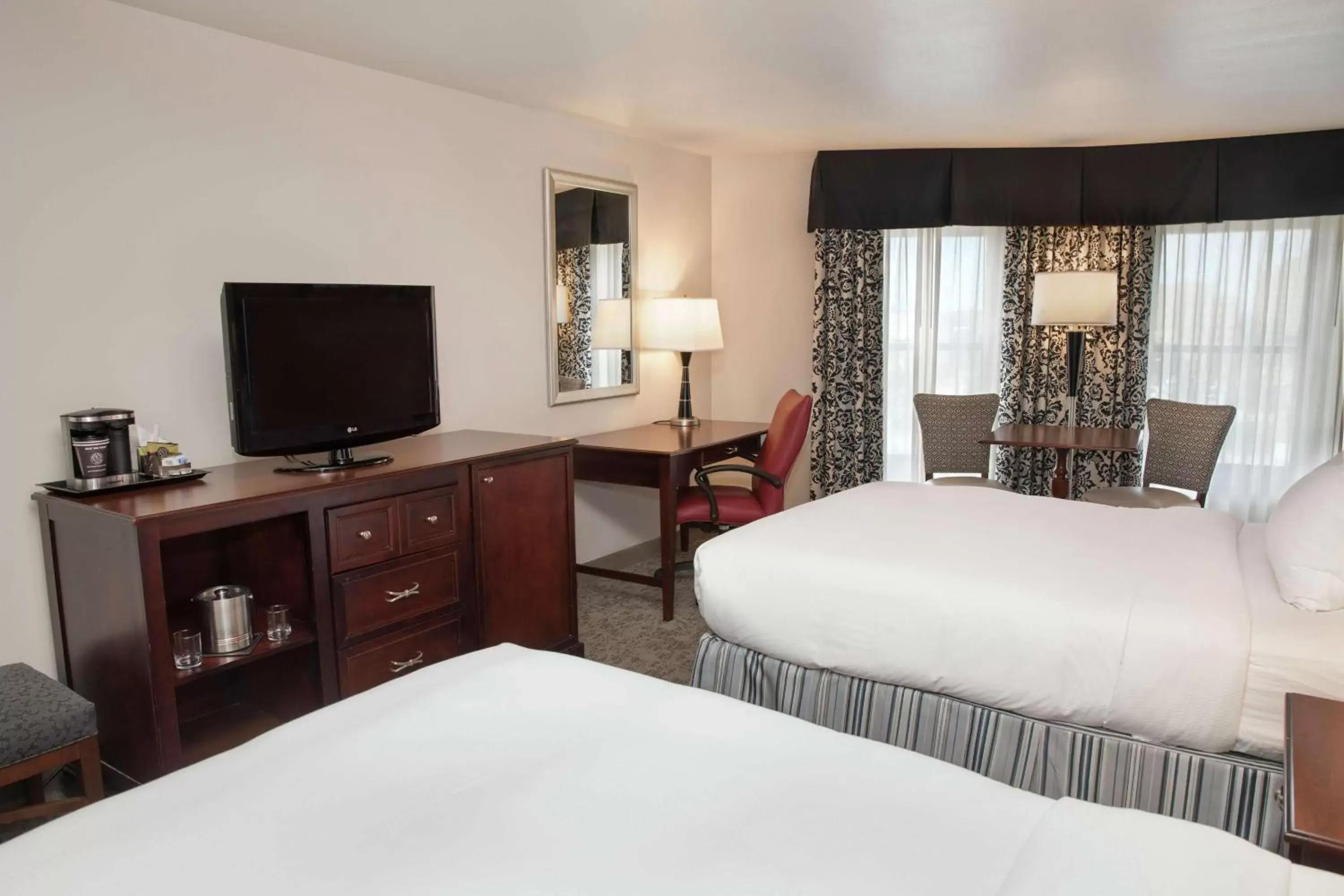 Bedroom, Bed in President Abraham Lincoln - A Doubletree by Hilton Hotel