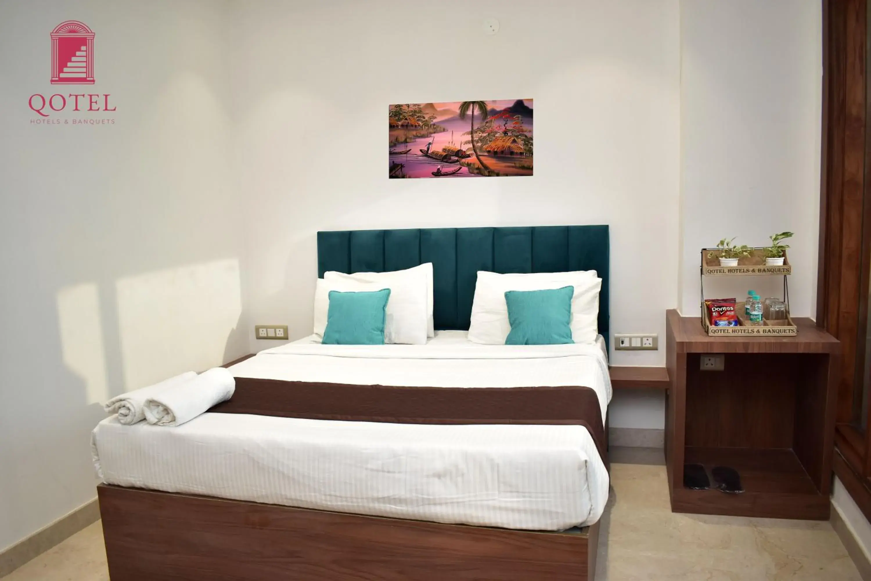 Bed in Hotel Ashok Vihar