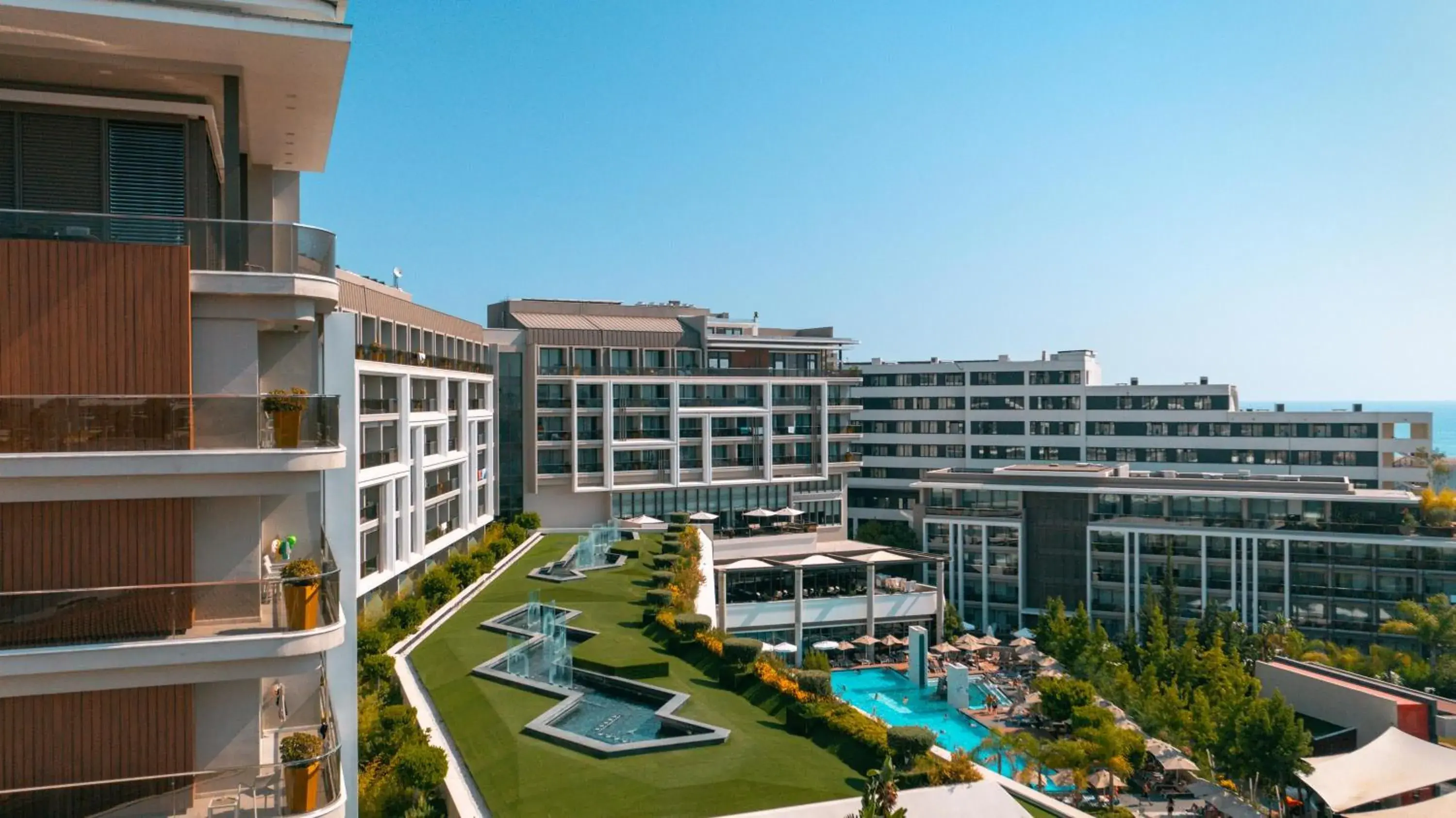 Property building in The Sense Deluxe Property building in The Sense Deluxe