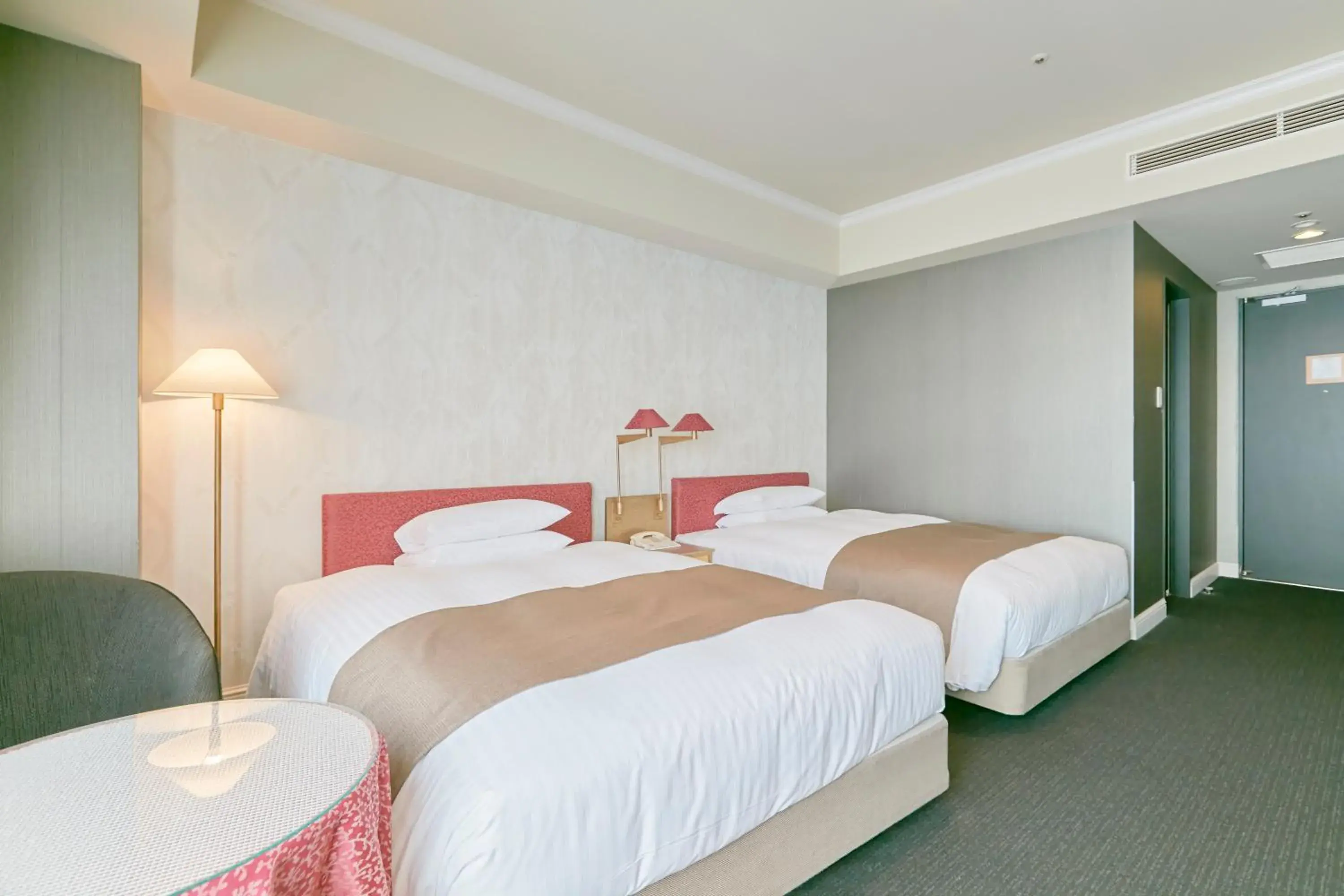 Bed in Hotel Seagull Tempozan Osaka