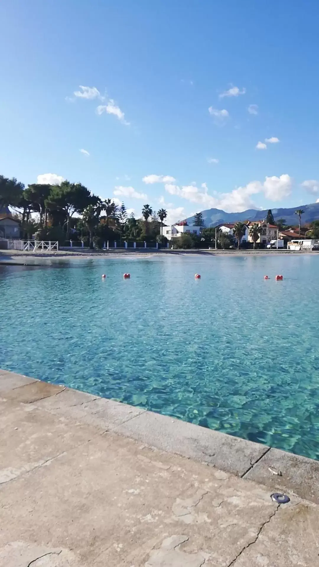 Beach in 215 addaura luxury room