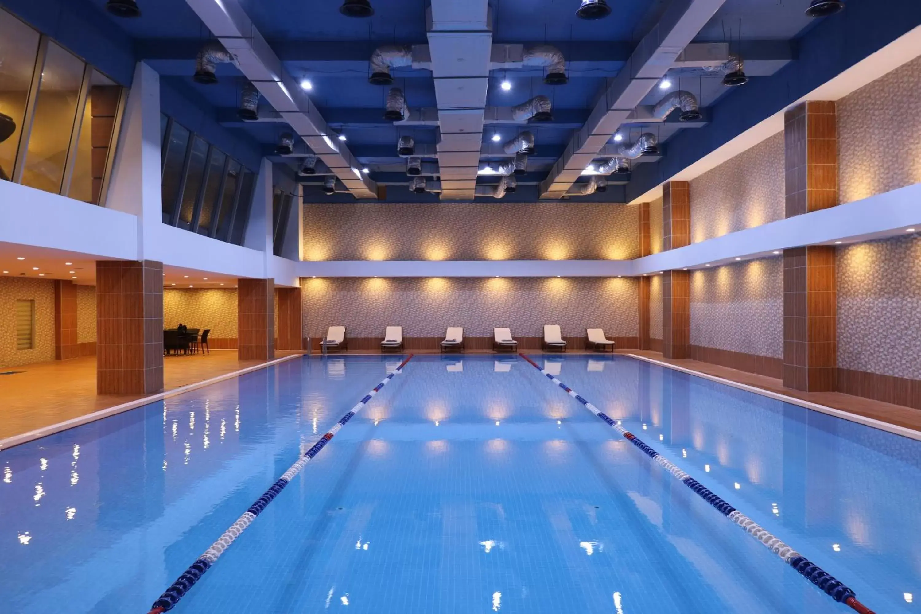 Swimming pool in Dedeman Erbil Hotel City Center Swimming pool in Dedeman Erbil Hotel City Center