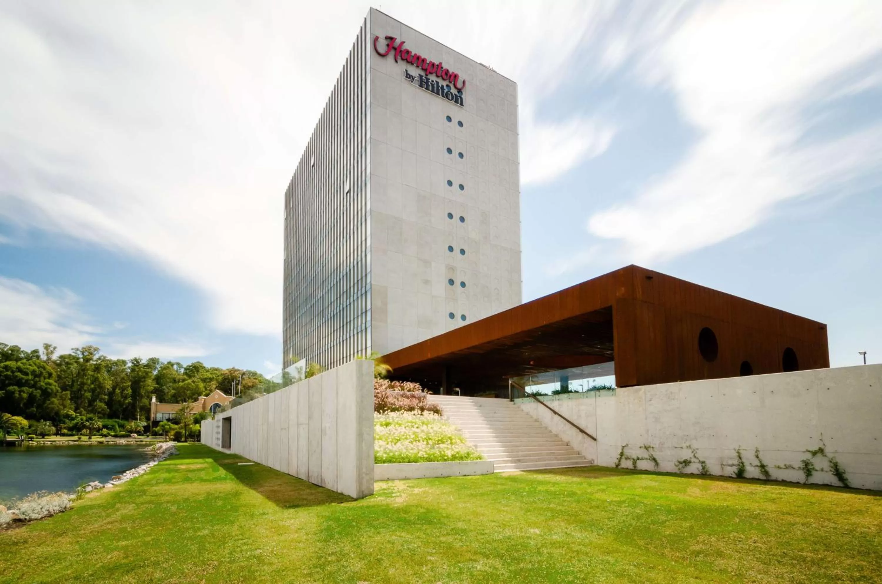 Property building in Hampton By Hilton Montevideo Carrasco