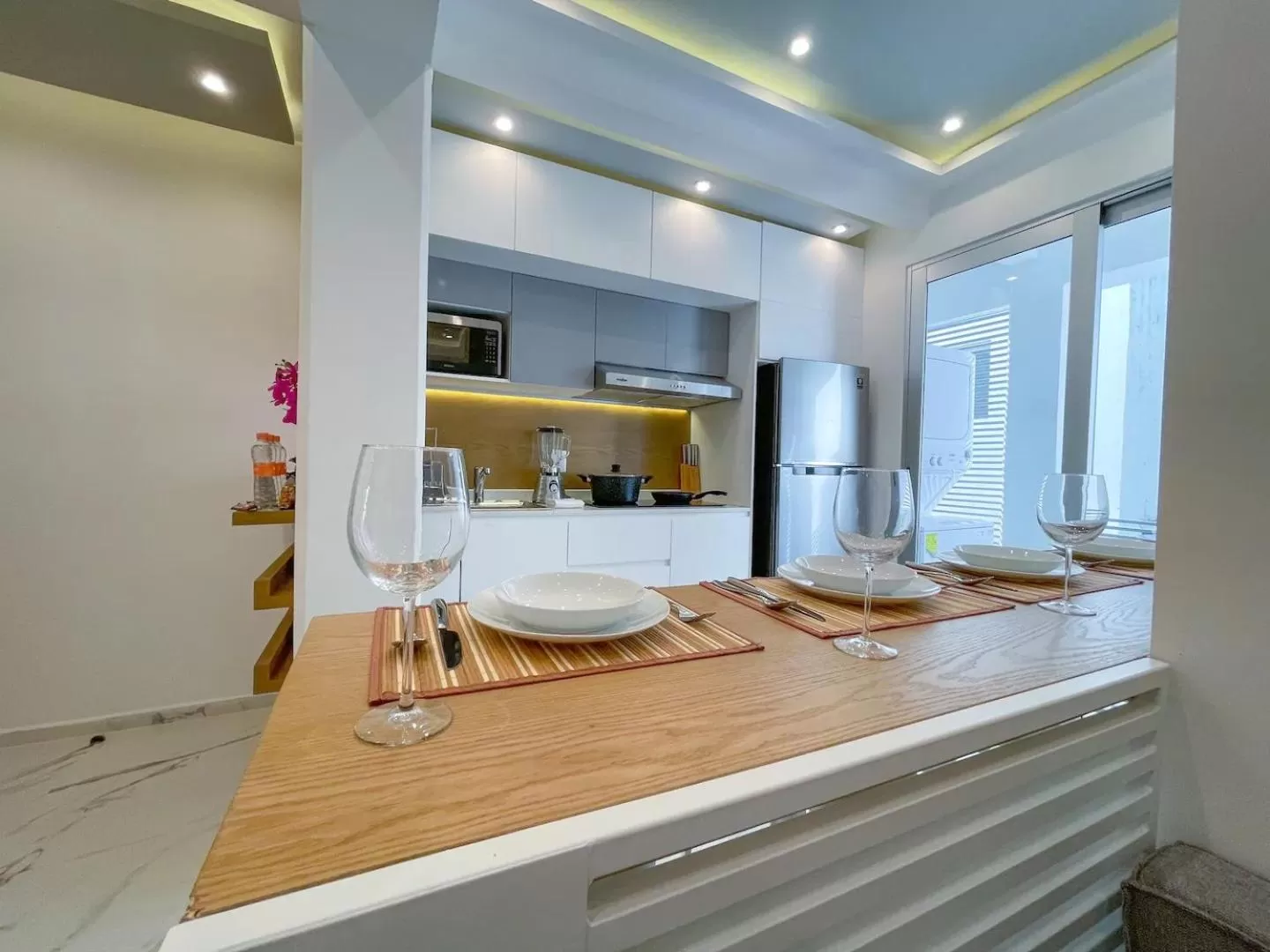 Dining area, Bathroom in Apartamentos