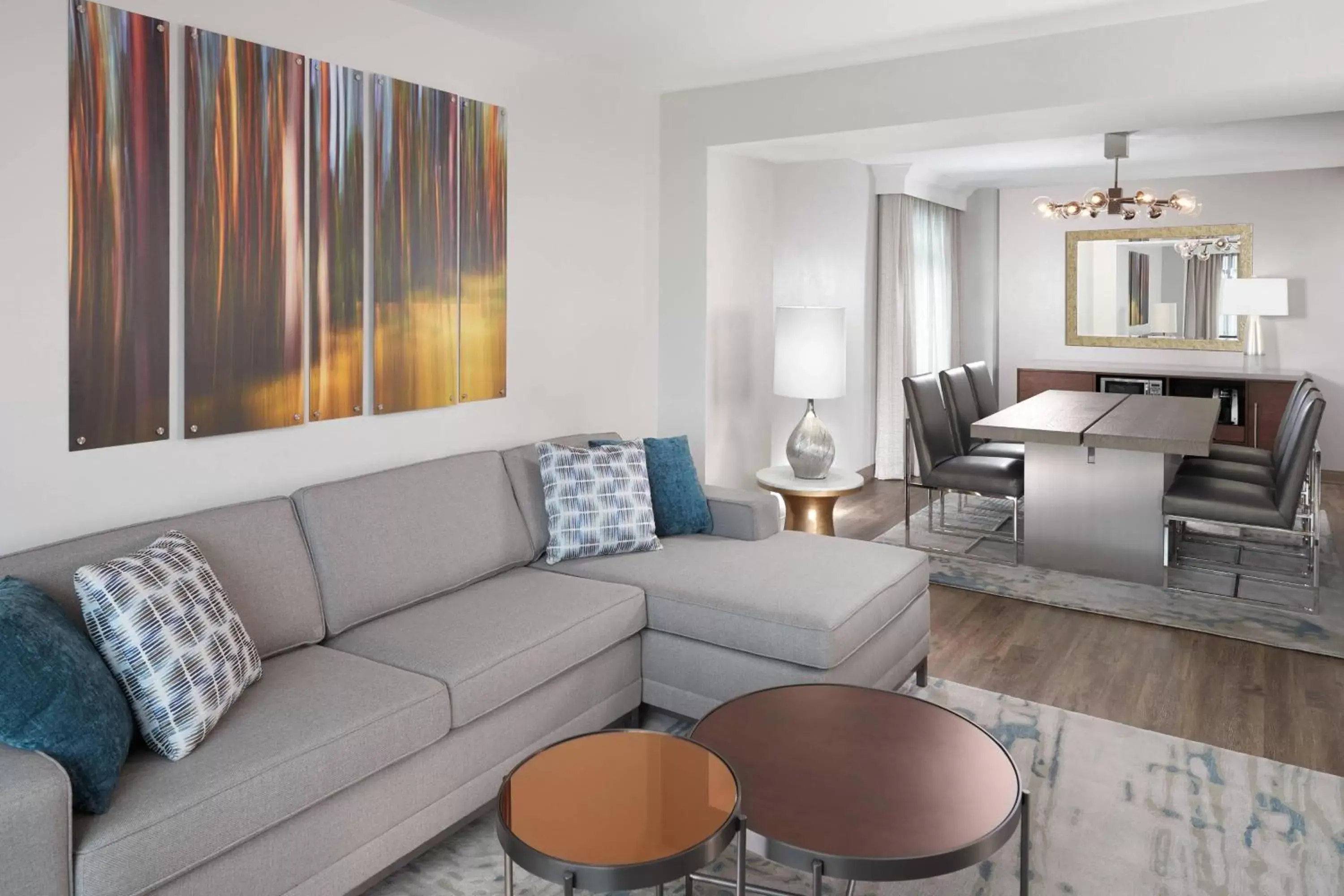 Living room, Seating Area in Orlando Marriott Lake Mary