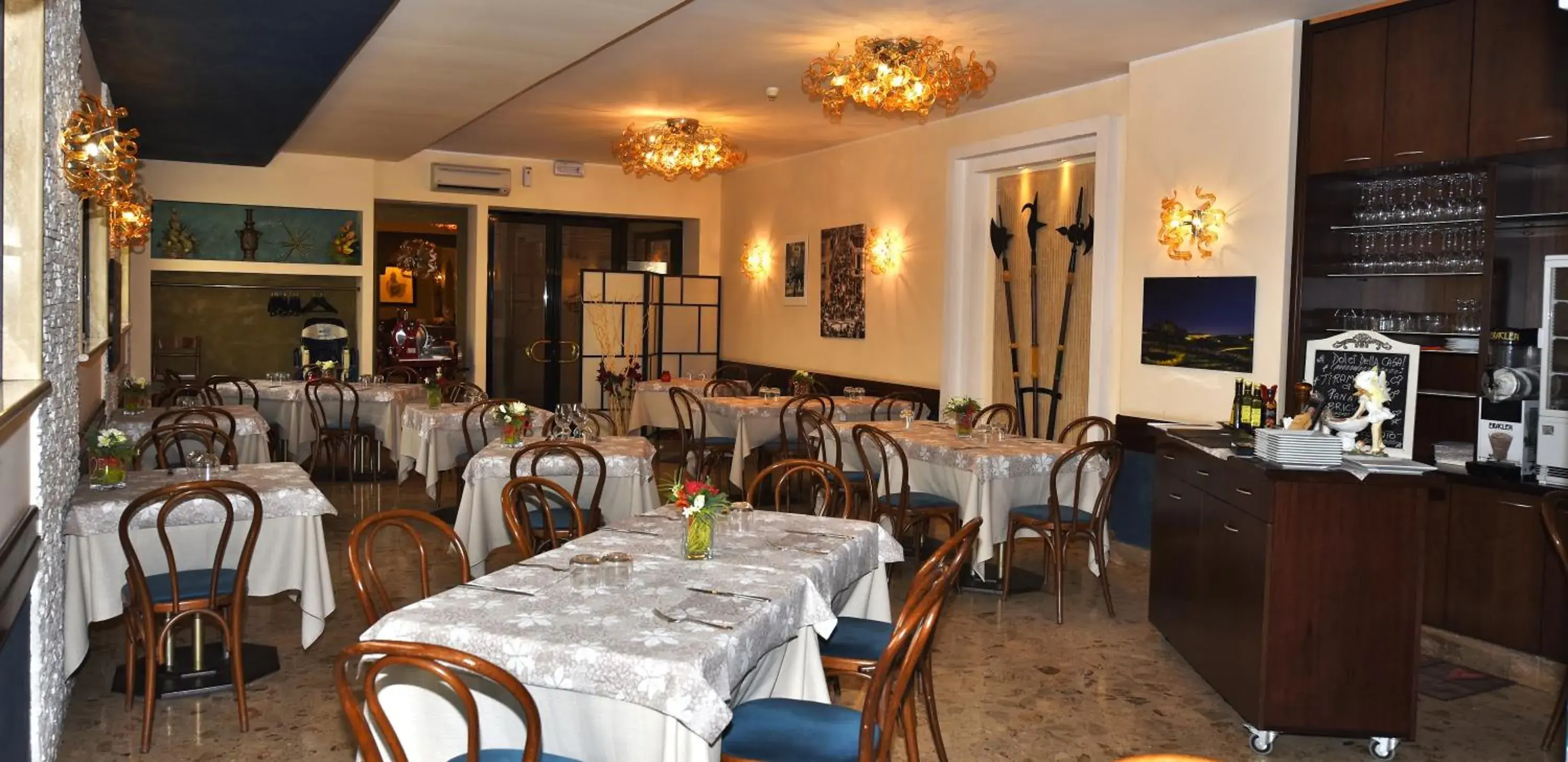 Food and drinks, Restaurant/Places to Eat in Hotel Al Castello