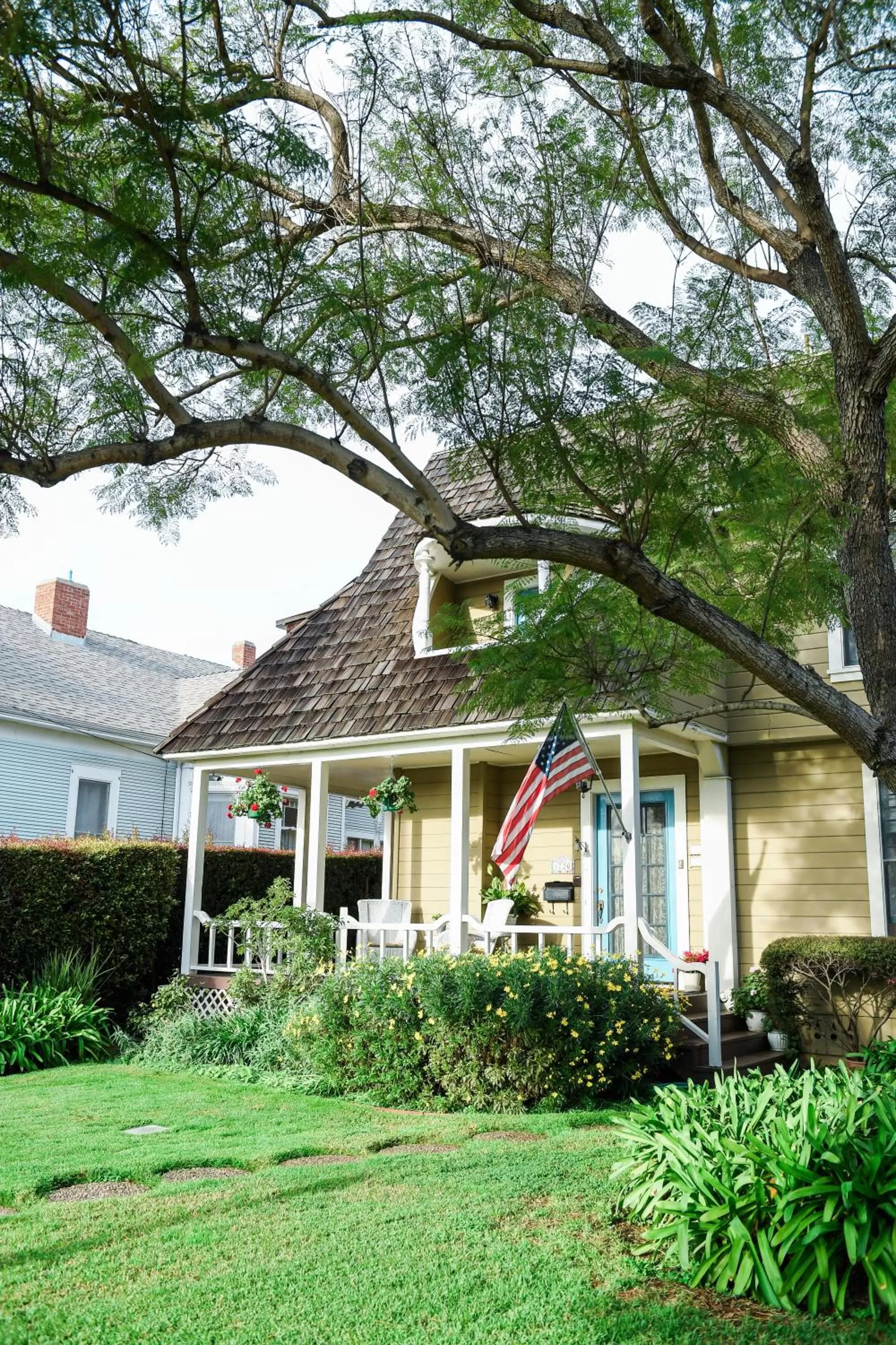 Property building in Bath Street Inn