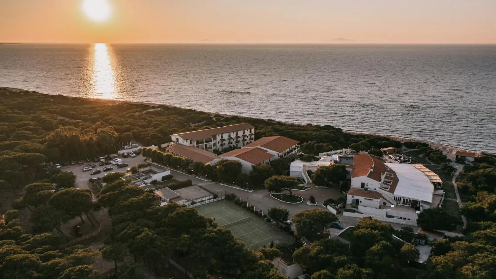 Bird's eye view, Bird's-eye View in MClub Del Golfo