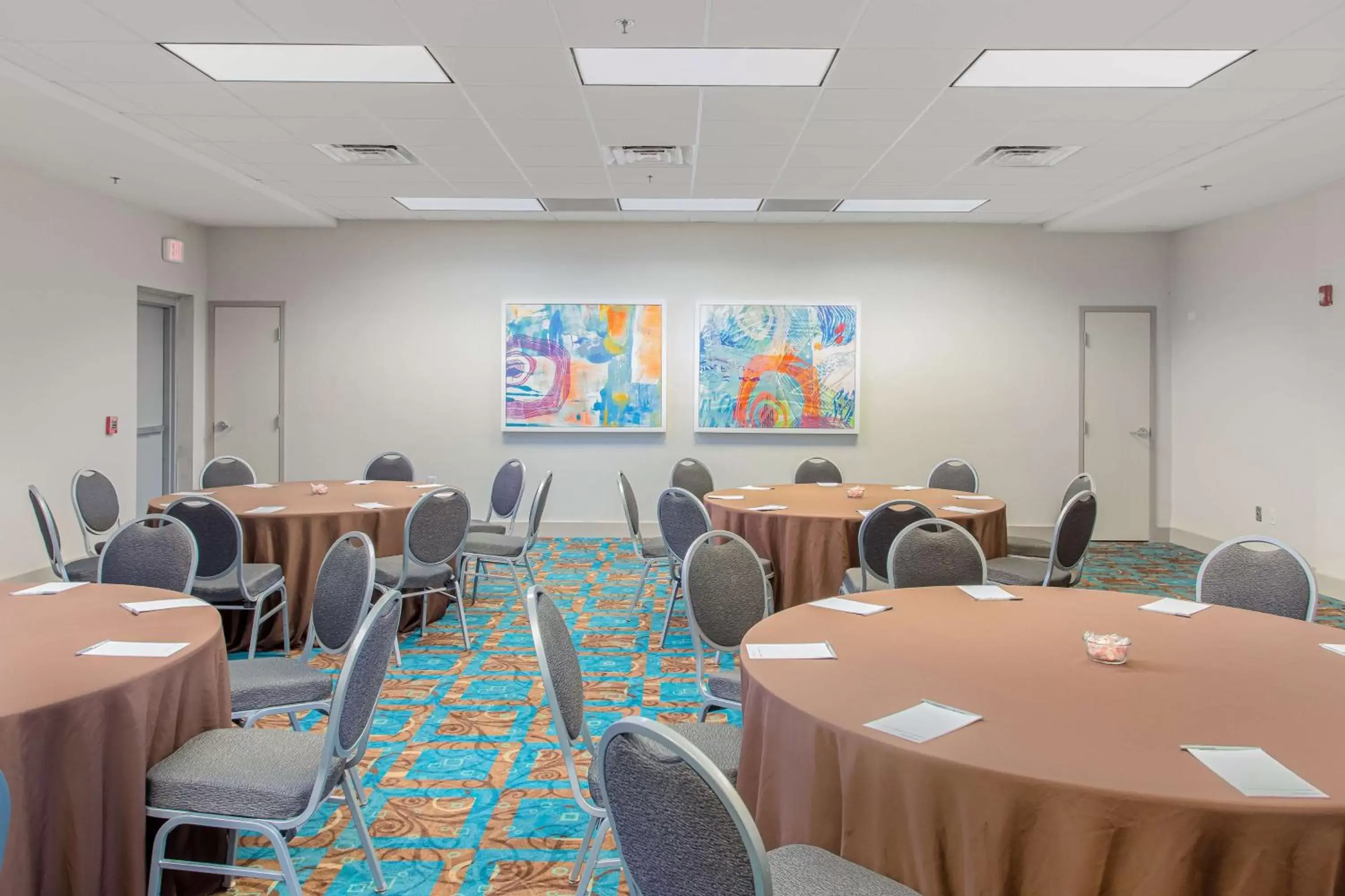 Meeting/conference room in Hampton Inn Pensacola Beach
