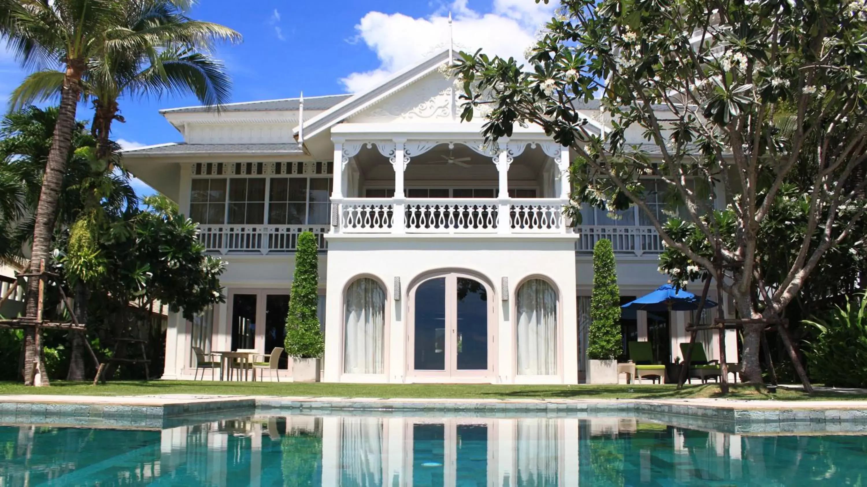 Photo of the whole room, Swimming Pool in InterContinental Hua Hin Resort, an IHG Hotel