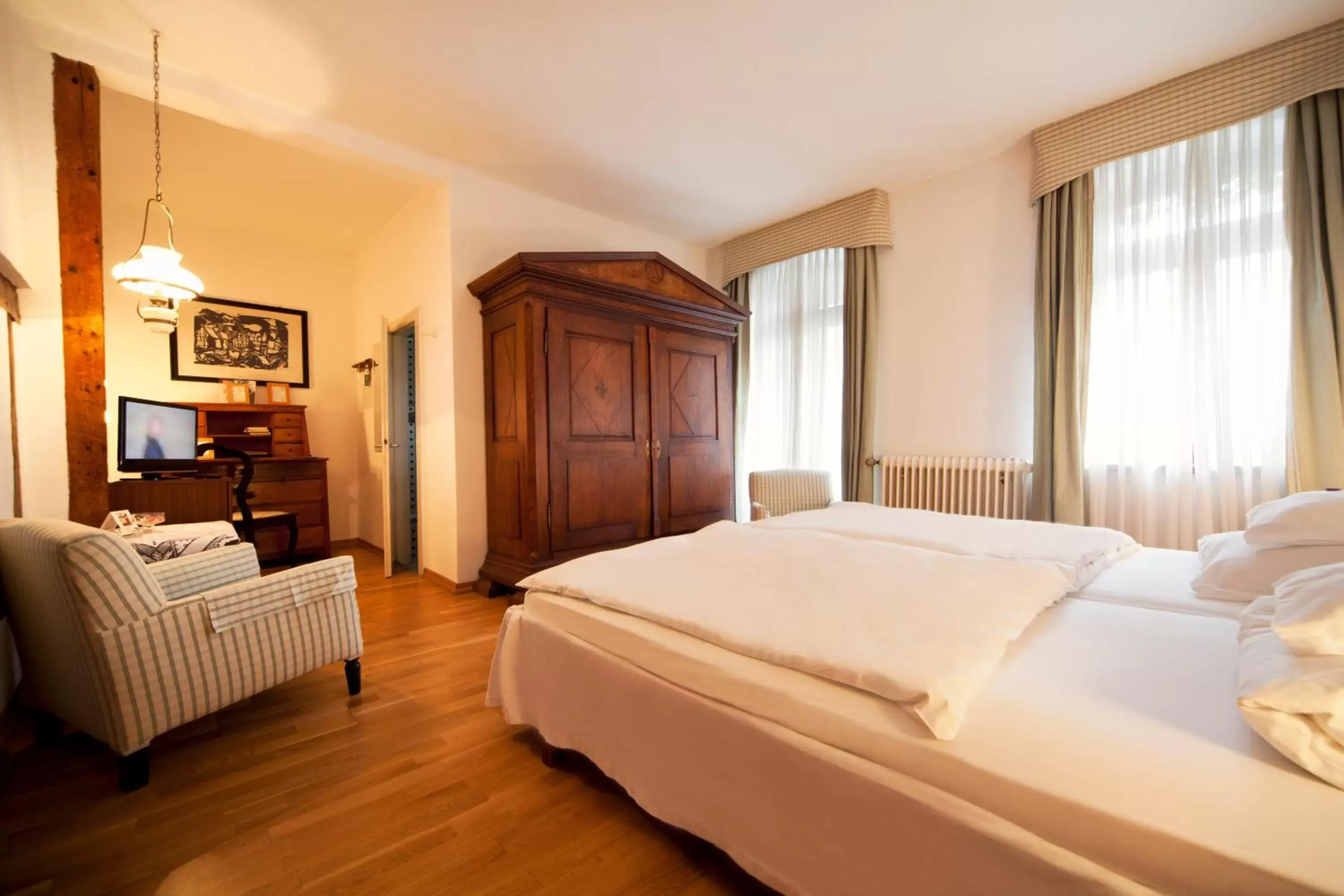 Photo of the whole room, Bed in Romantik Hotel Alte Vogtei