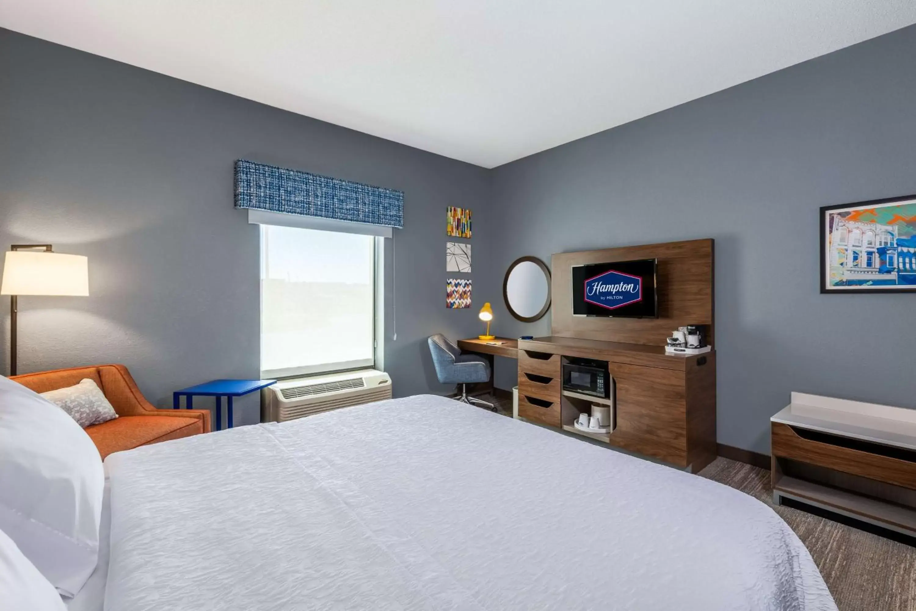 Bedroom, Bed in Hampton Inn & Suites Hopkinsville