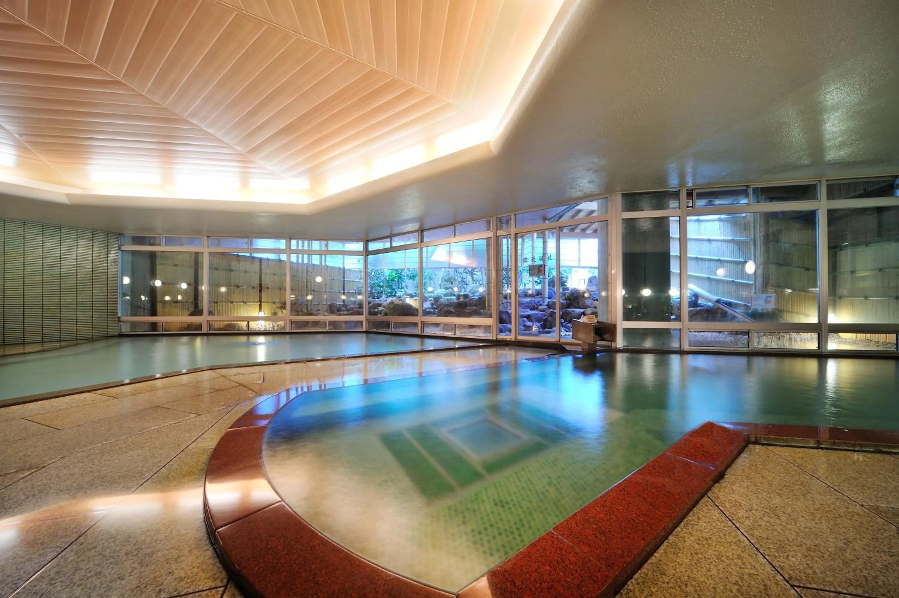 Hot Spring Bath in Senkeien Tsukioka Hotel