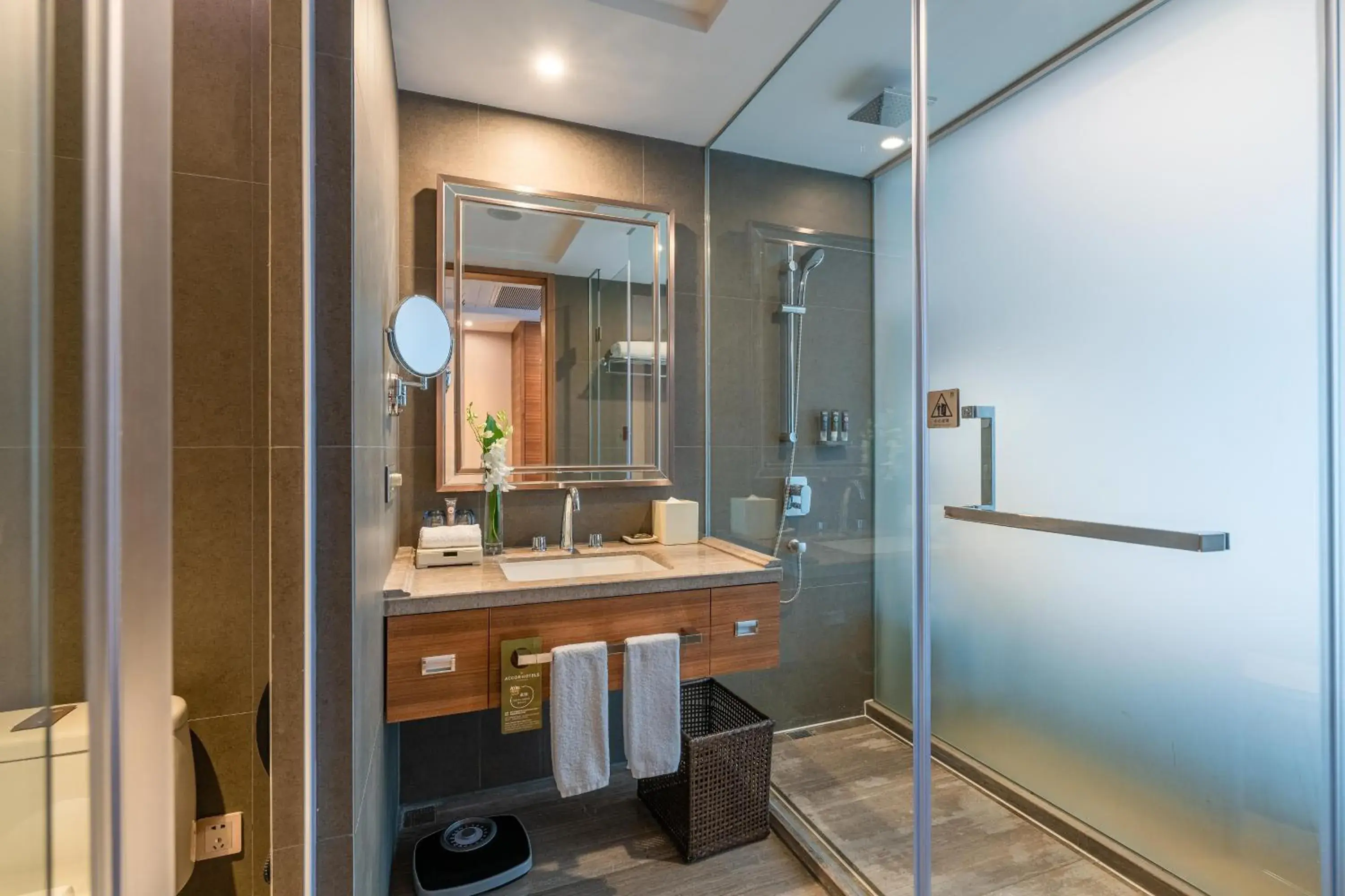 Shower, Bathroom in Novotel Shanghai Hongqiao