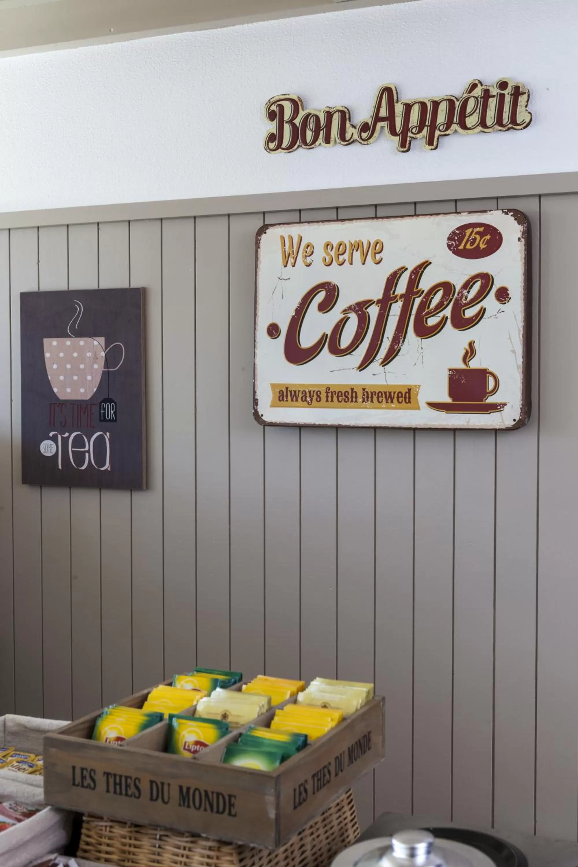 Food in initial by balladins Blois