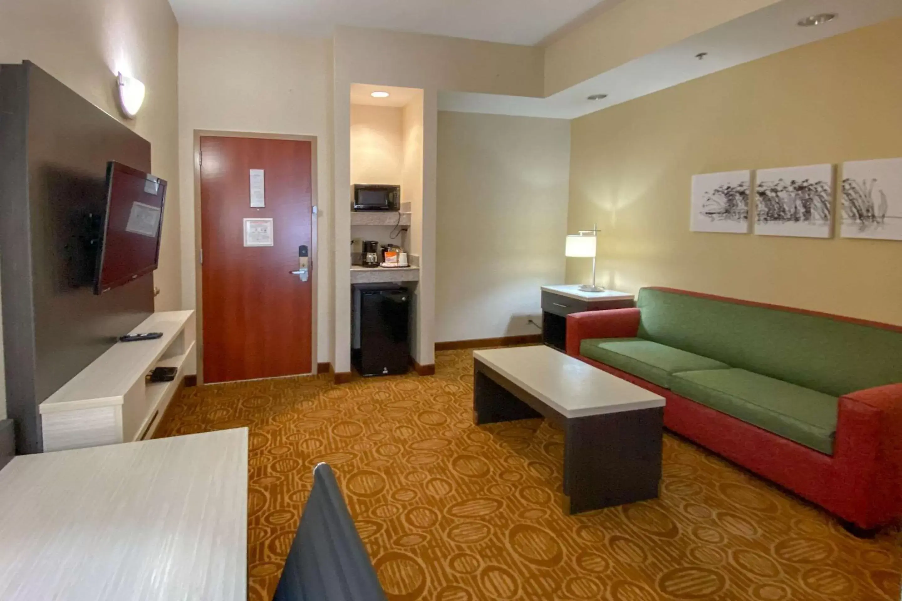 Photo of the whole room in Sleep Inn & Suites Springdale West