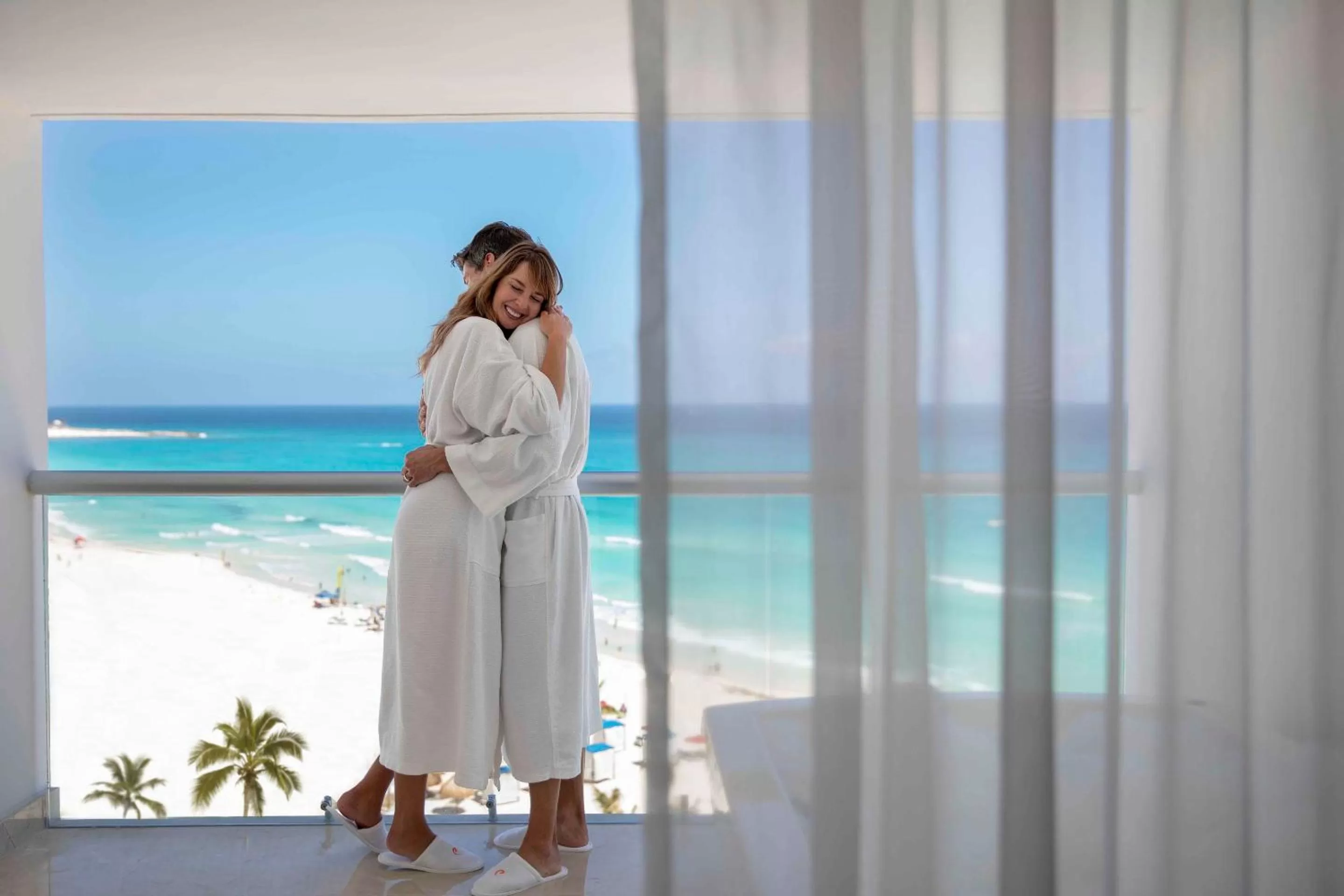 Guests in Le Blanc Spa Resort Cancun - Adults Only - All-Inclusive