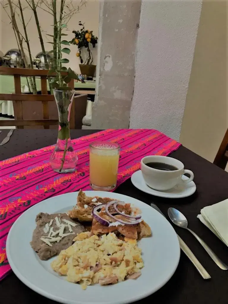 Breakfast in Hostal de La Monja