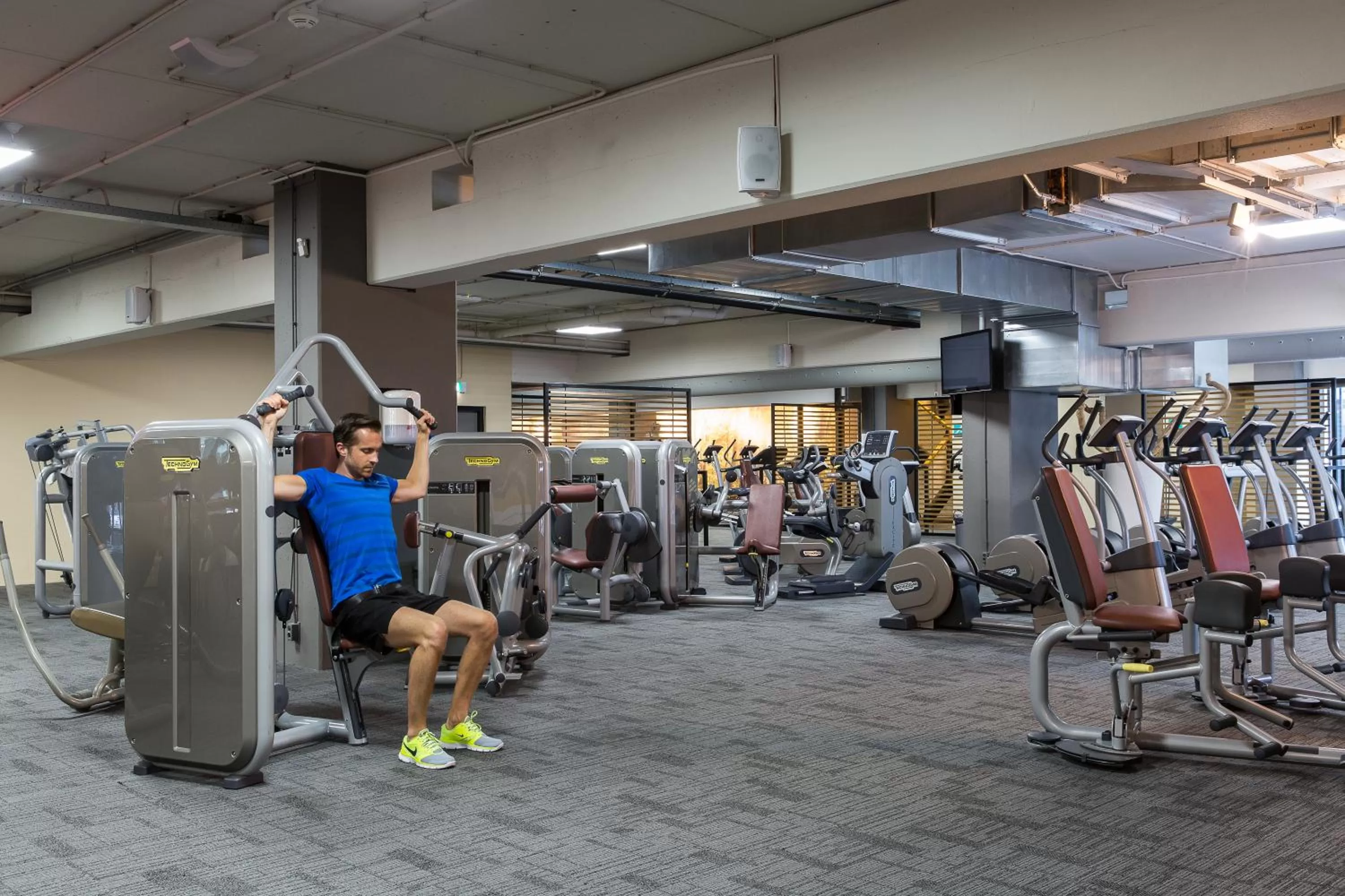 Fitness centre/facilities in Leonardo Hotel Den Haag Babylon