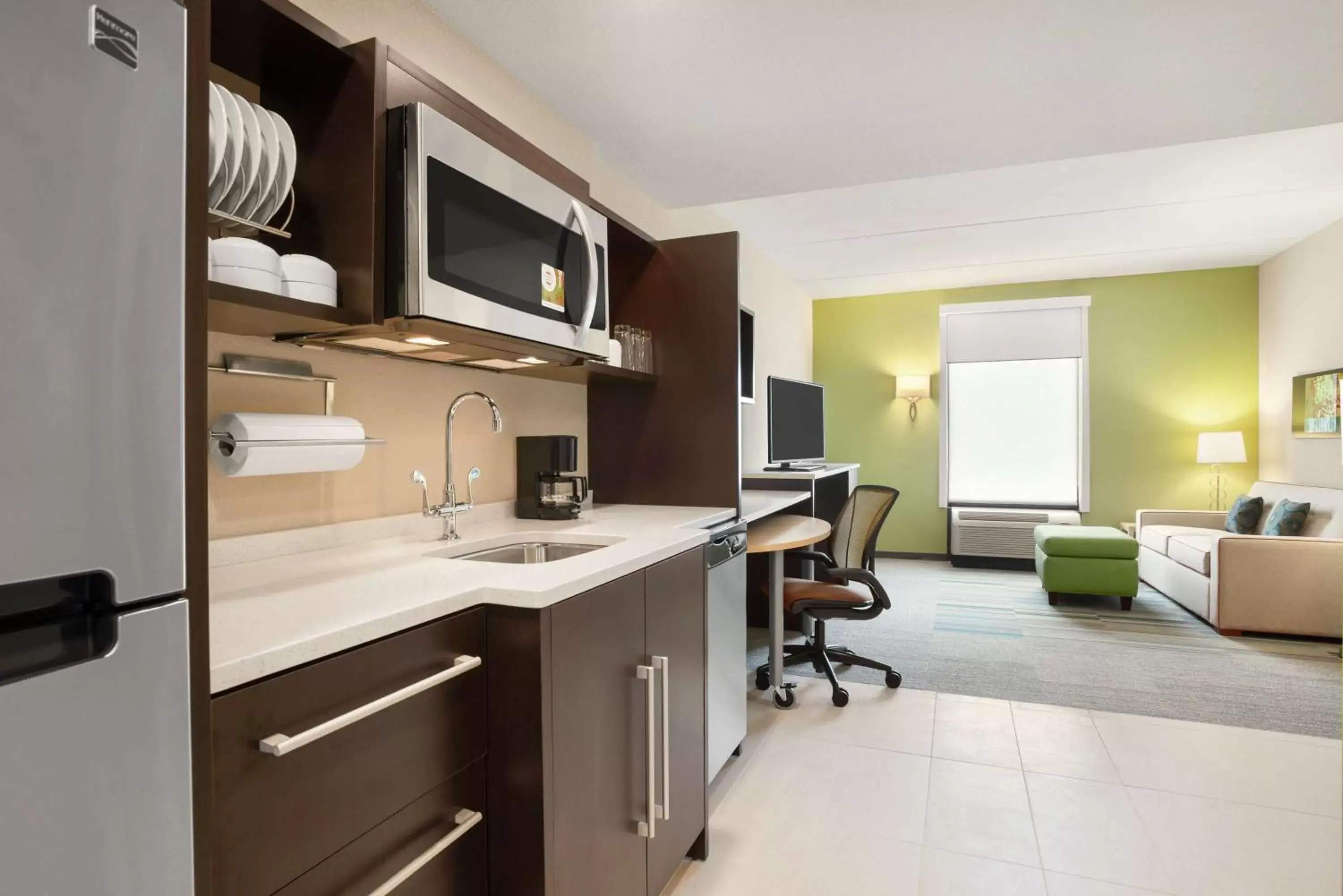 Bedroom, Kitchen/Kitchenette in Home2 Suites by Hilton Knoxville West