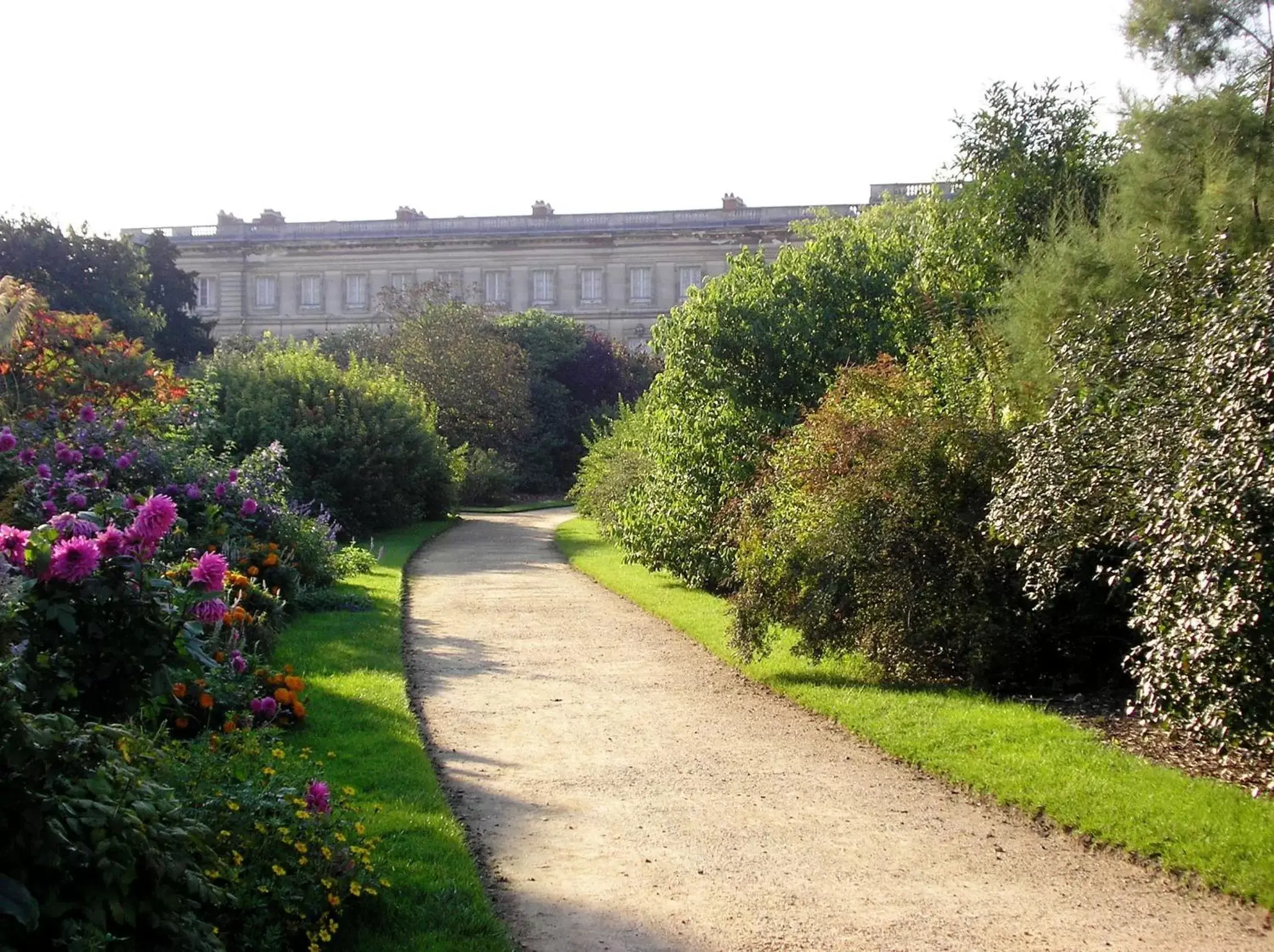 Nearby landmark in Mercure Compiègne Sud