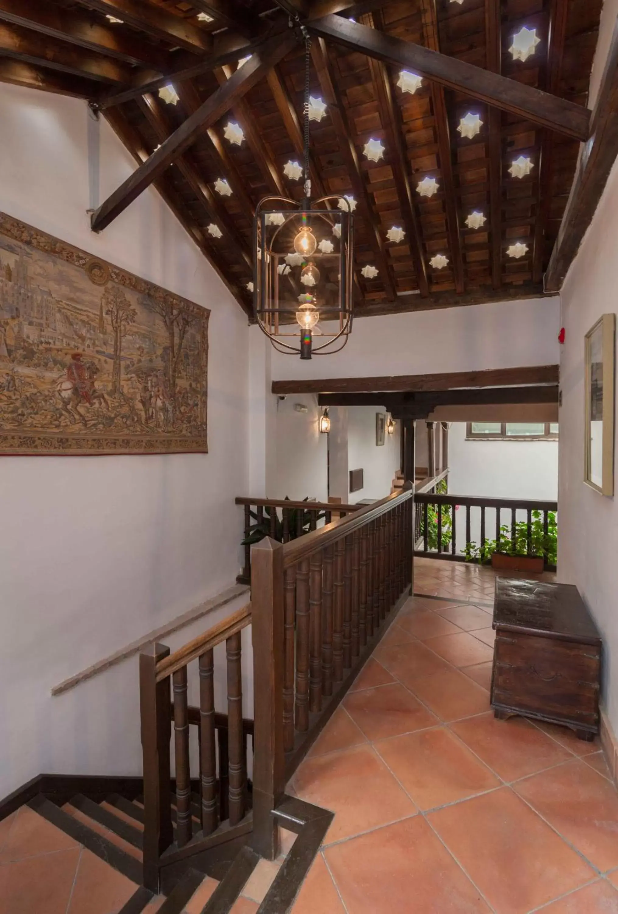 Property building, Lobby/Reception in Casa del Capitel Nazarí