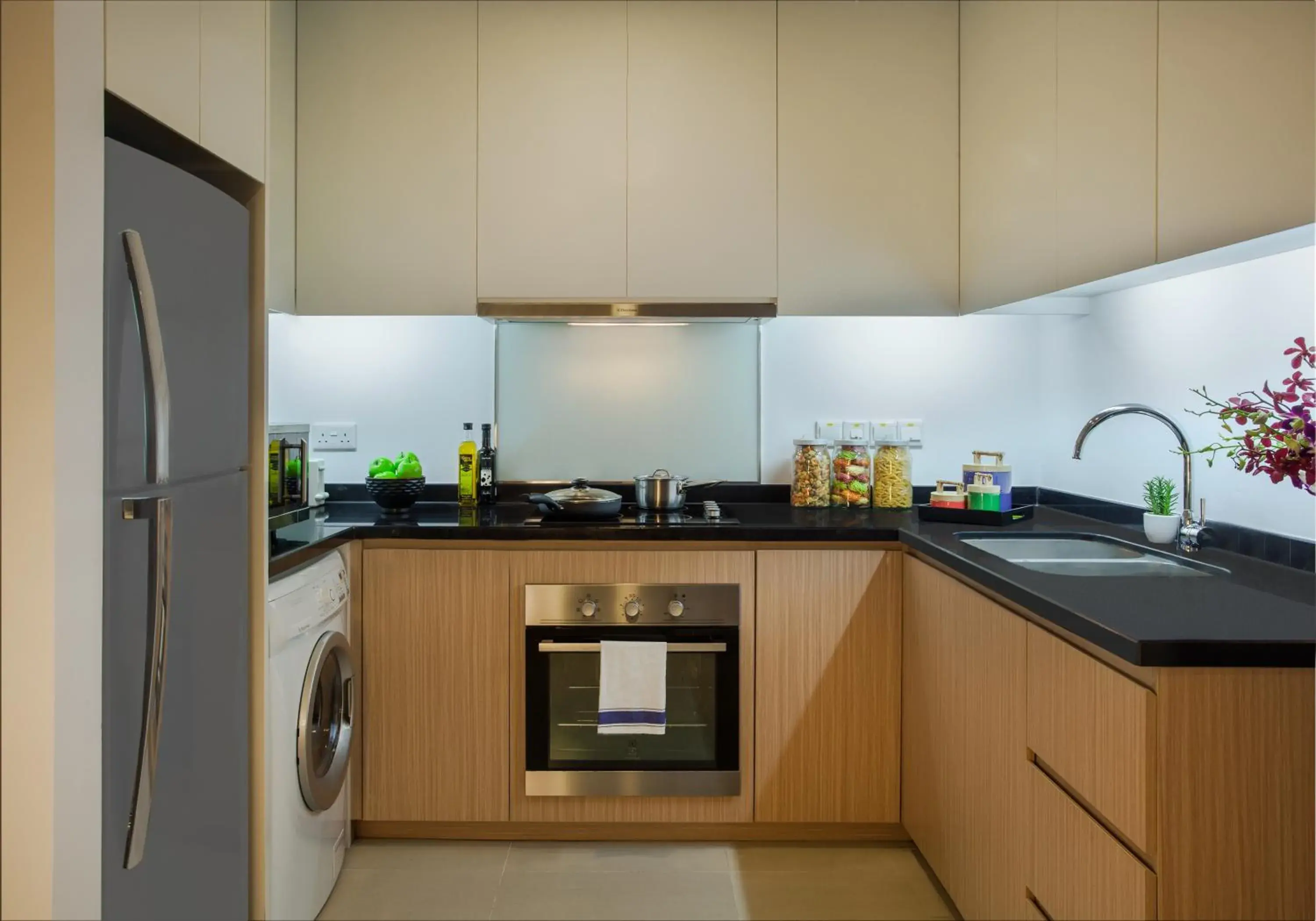 Kitchen or kitchenette, Kitchen/Kitchenette in Somerset Central TD Haiphong