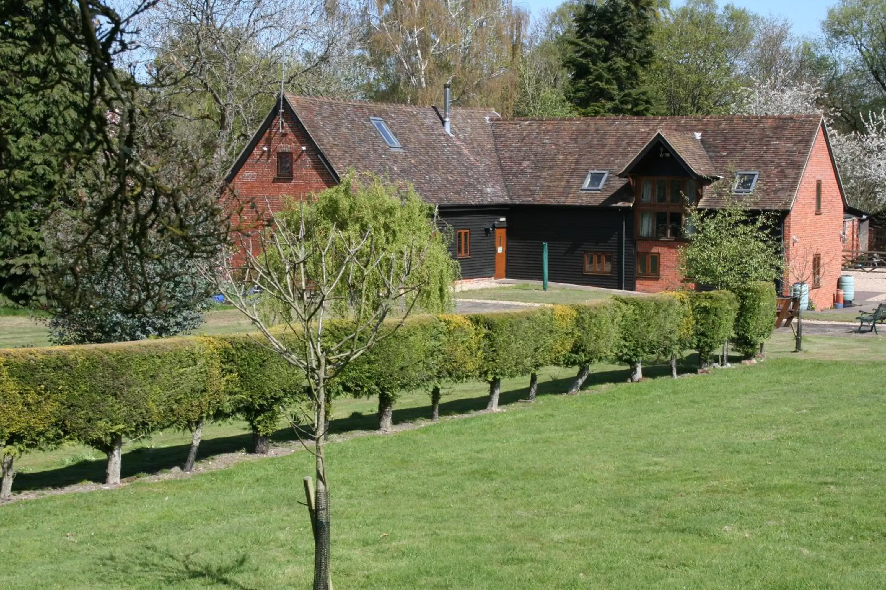 Garden, Property Building in Upper Neatham Mill