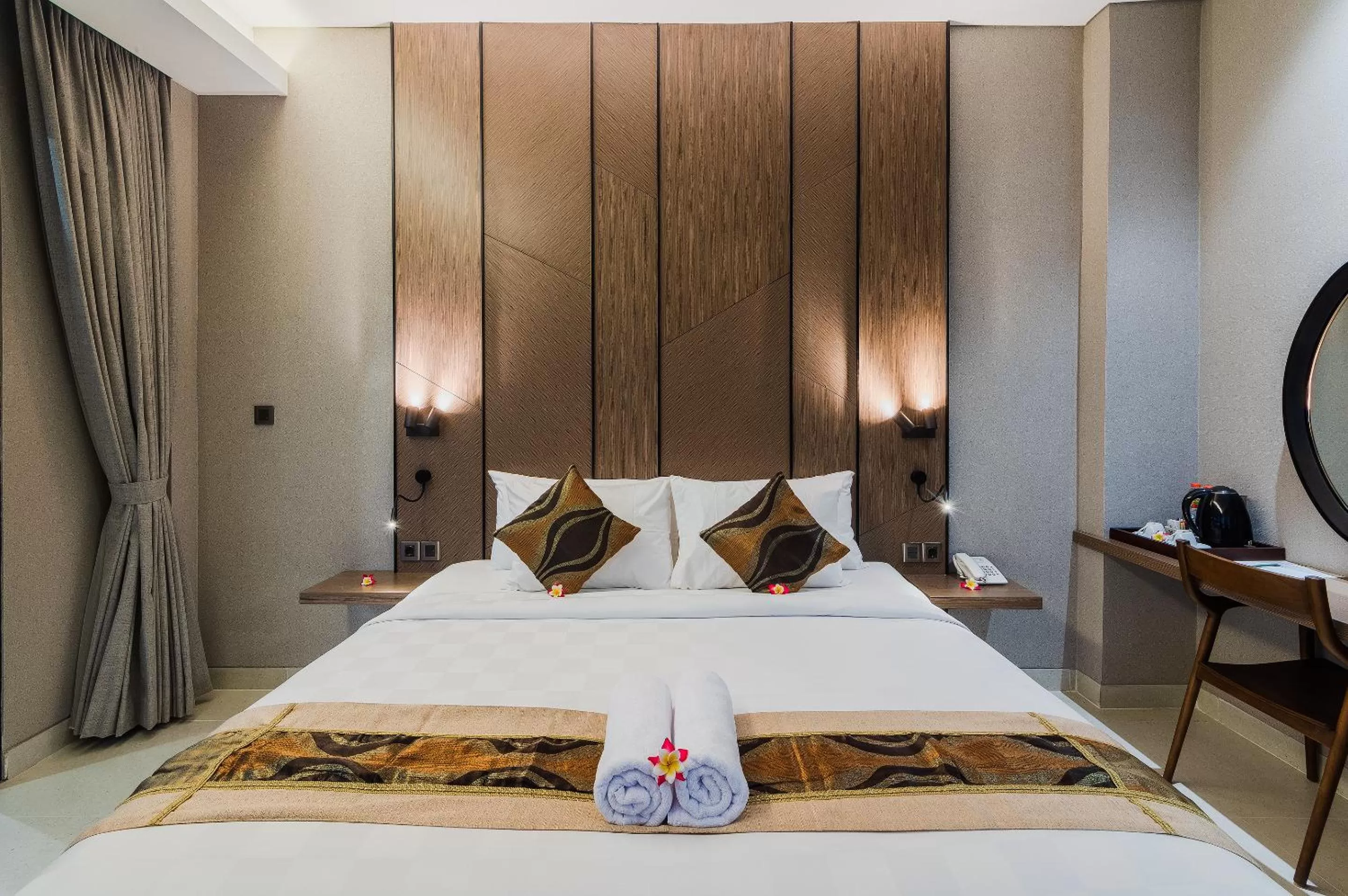 Bed in Padmasari Resort Lovina