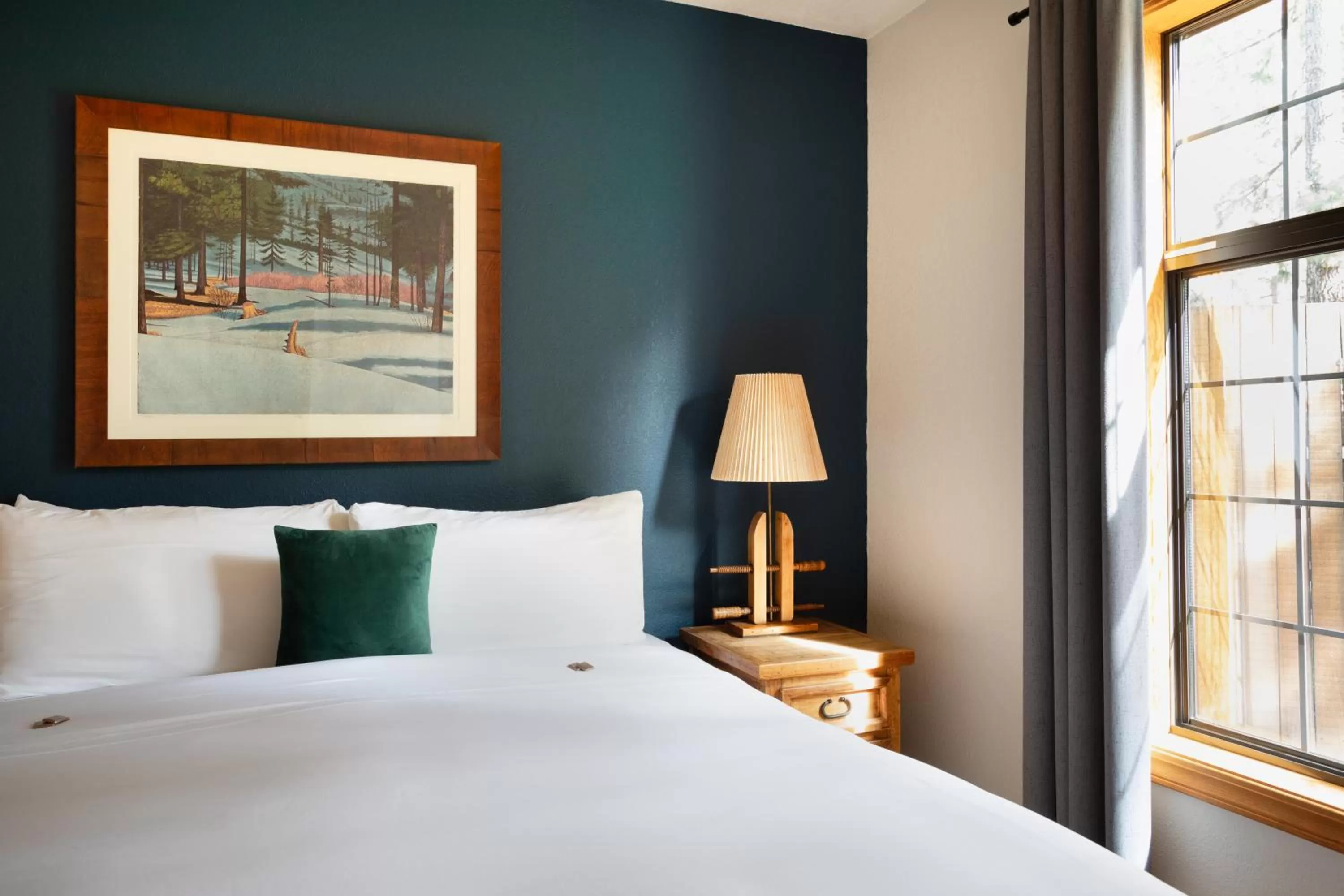 Bed in Black Bear Lodge