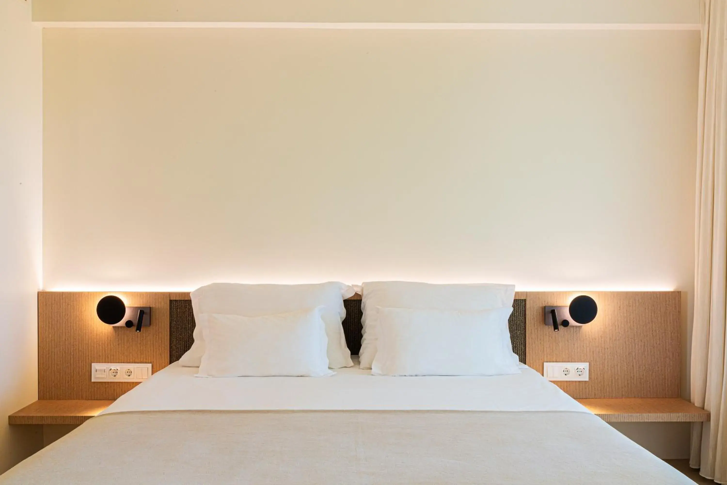 Bed in OZADI Altura Beach Resort - Eurotel Altura Bed in OZADI Altura Beach Resort - Eurotel Altura