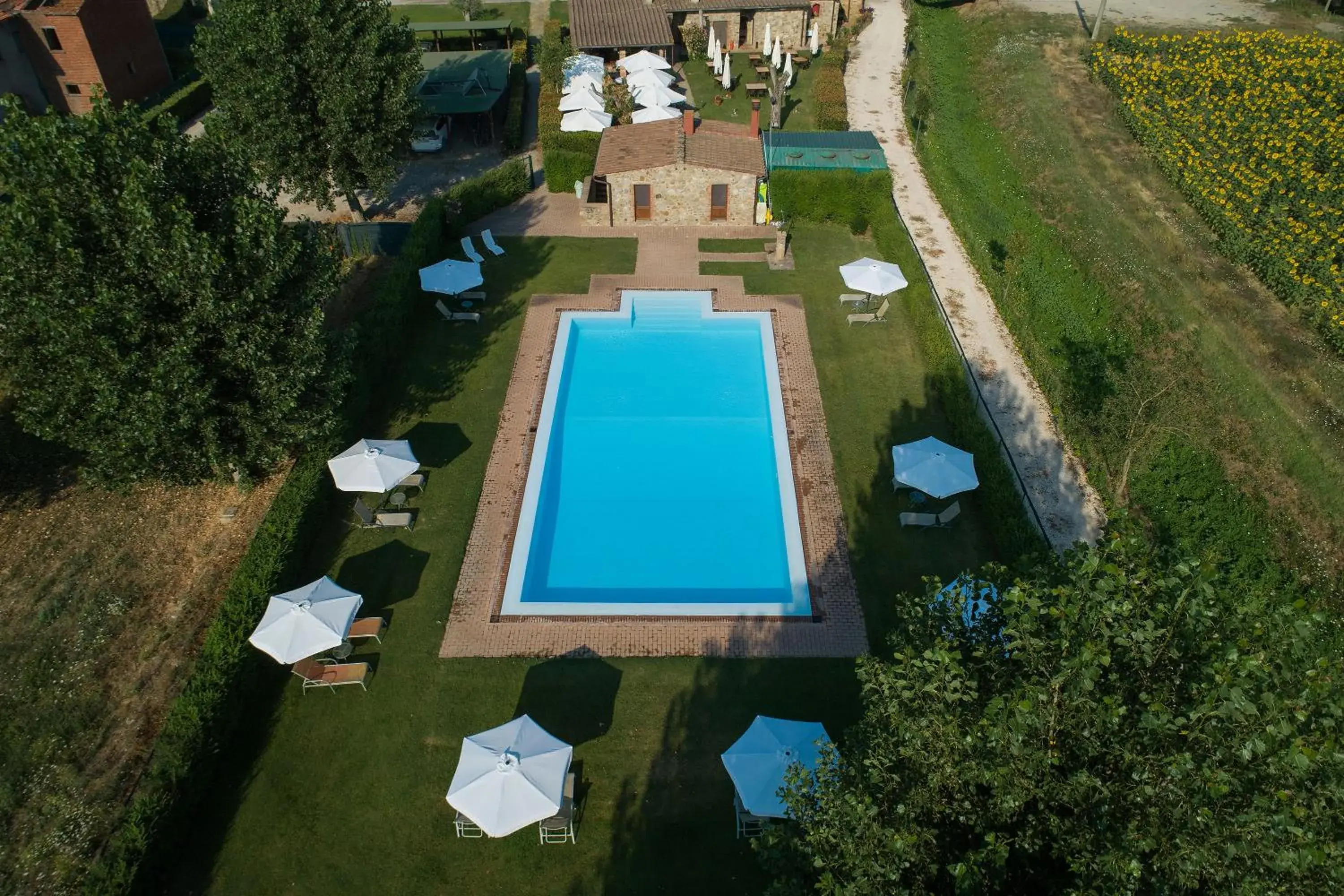 Pool View in Hotel Le Capanne