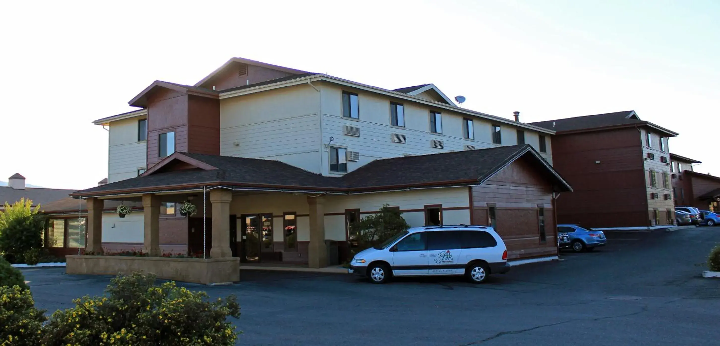 Property Building in FairBridge Inn, Suites & Conference Center – Missoula