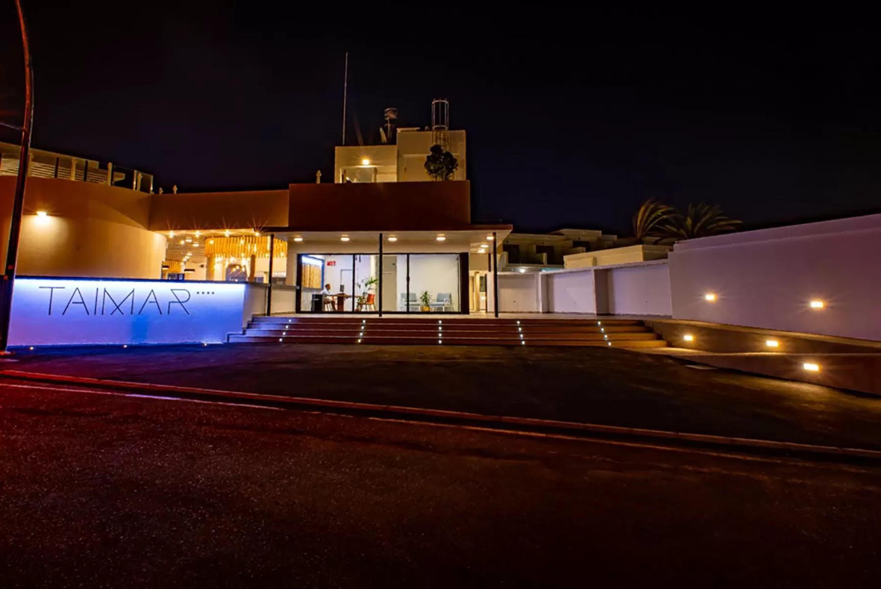 Facade/entrance in Hotel Taimar