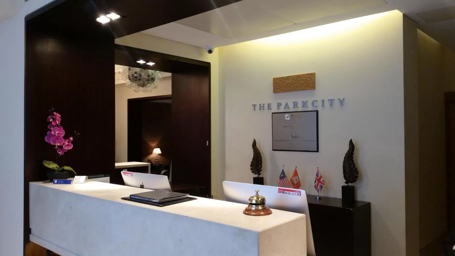 Lobby or reception in The Park City Grand Plaza Kensington Hotel