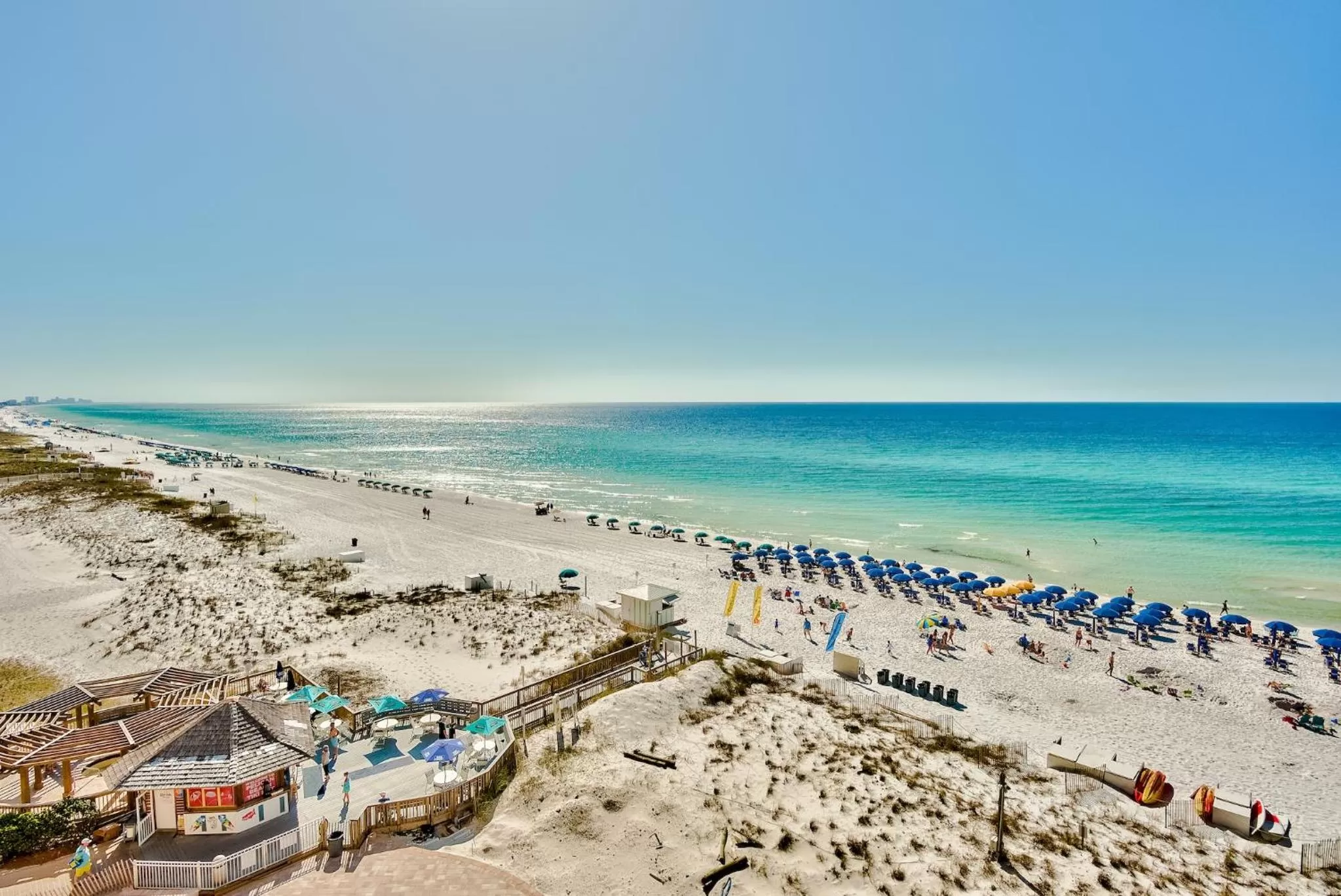 Bird's eye view in Pelican Beach Resort by Tufan