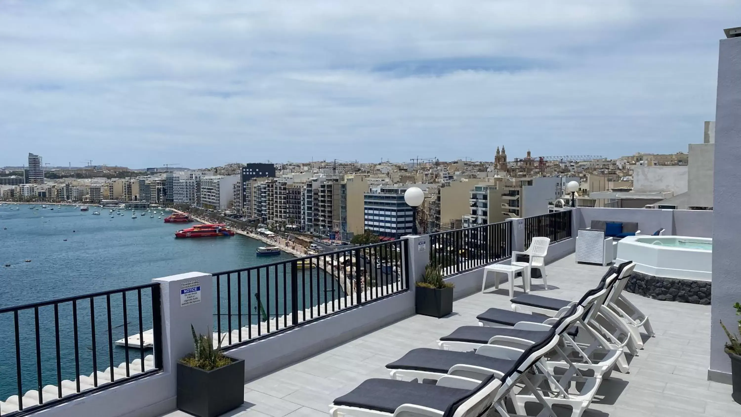 Property building in Sliema Marina Hotel