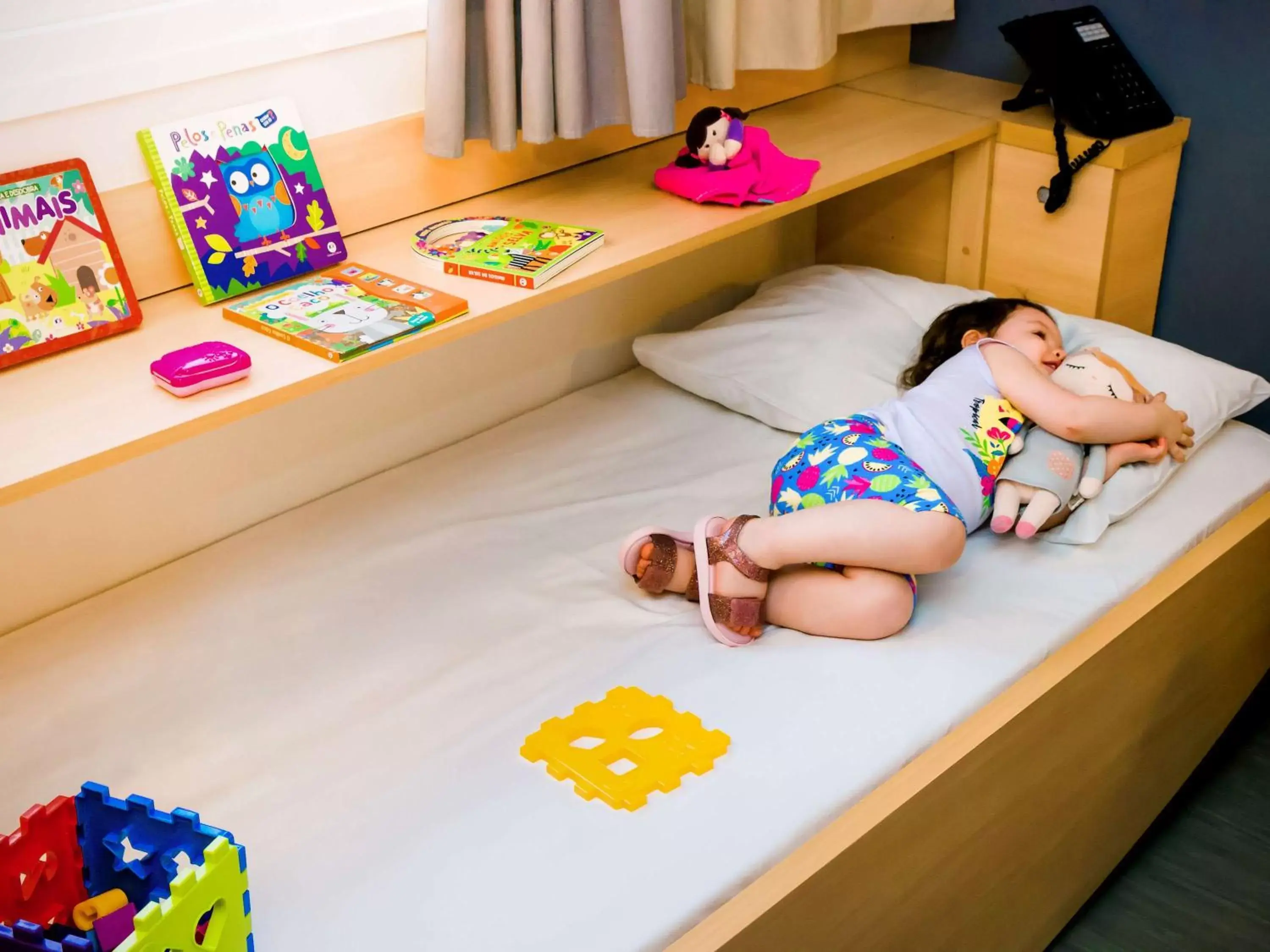 Photo of the whole room, Bed in ibis Marseille Provence Aéroport