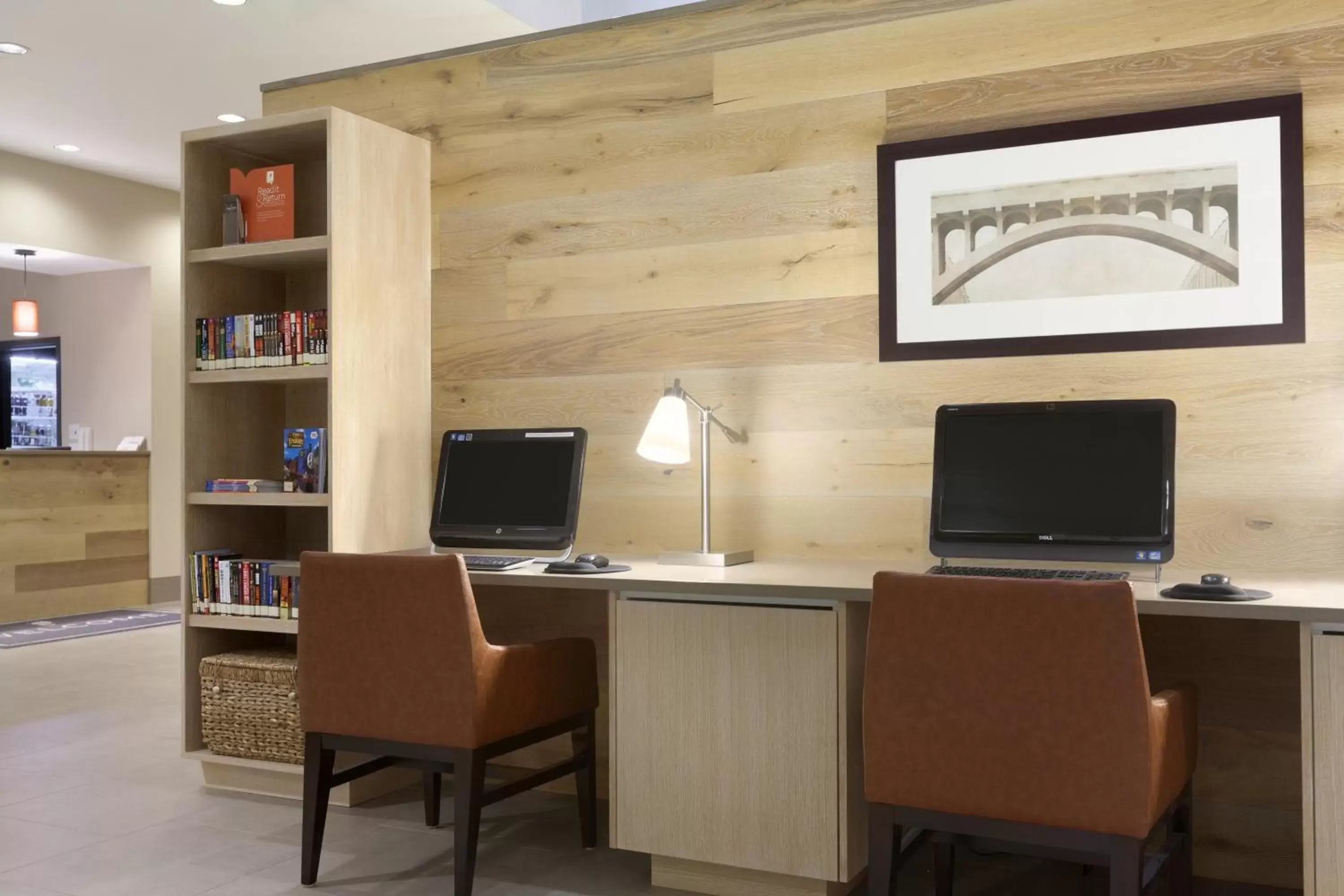 Business facilities in Country Inn & Suites by Radisson, Bloomington at Mall of America, MN