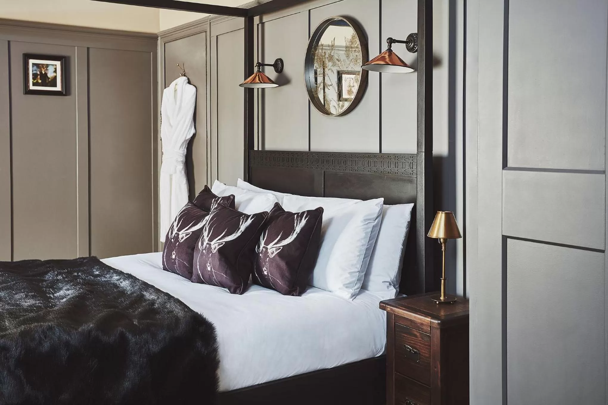 Decorative detail, Bed in No.26 By The Sea